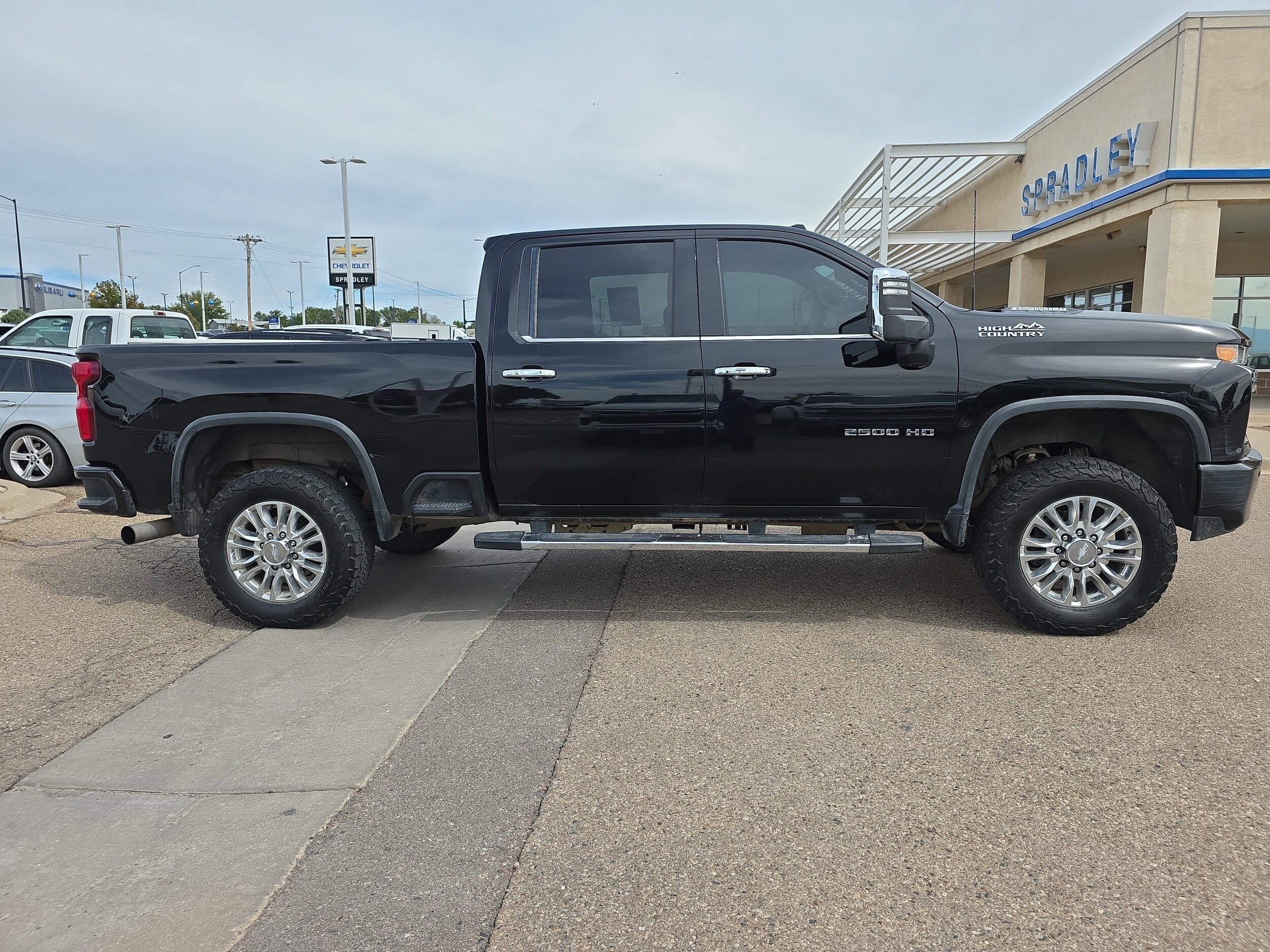 2020 Chevrolet Silverado 2500HD High Country photo 3