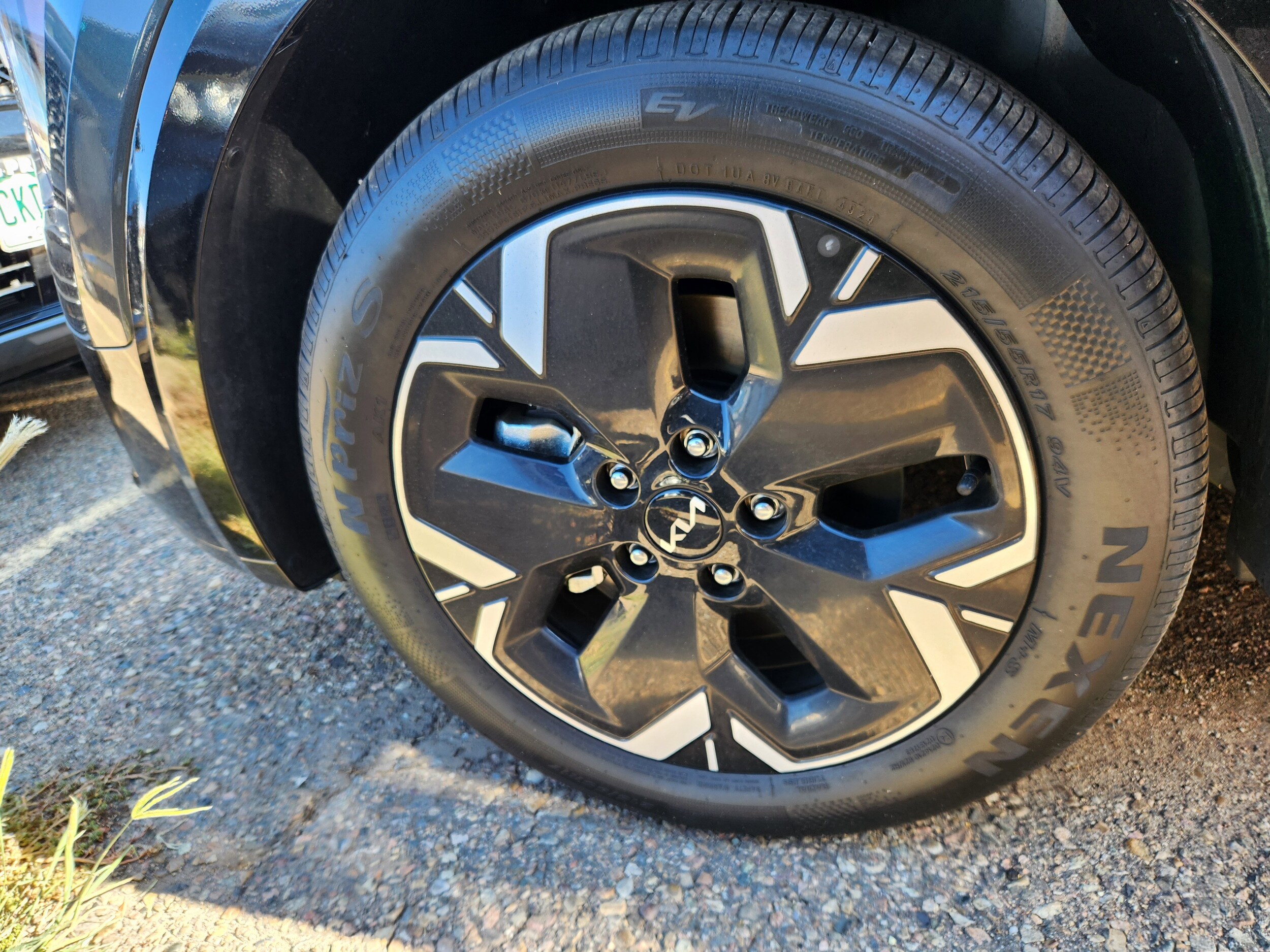 2025 Kia Niro EV Wind photo 3
