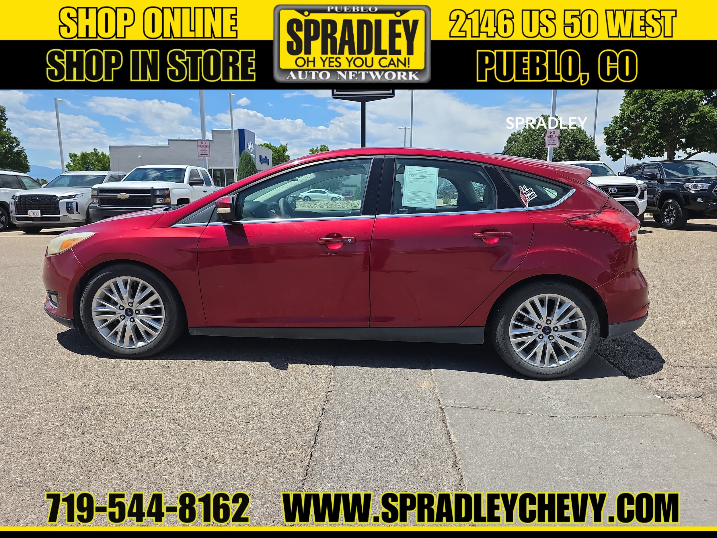 2017 Ford Focus 5 Door Hatch Titanium's photo