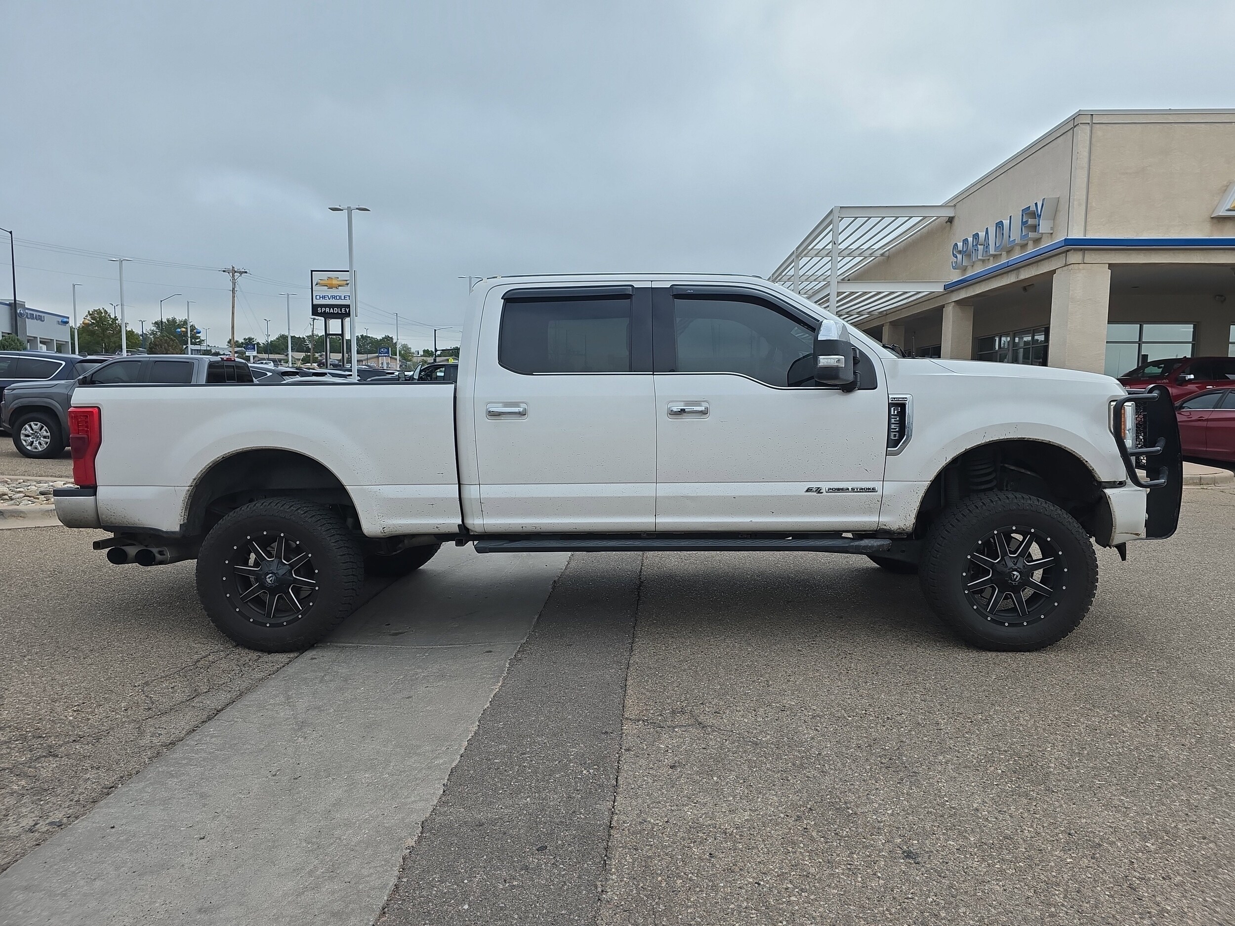 2017 Ford F-250 Lariat photo 3