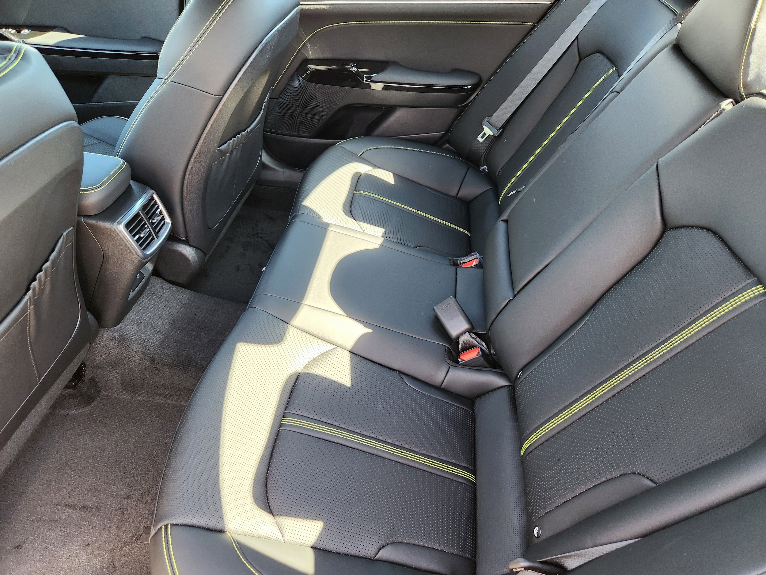 2026 Kia K5 GT - Photo 9