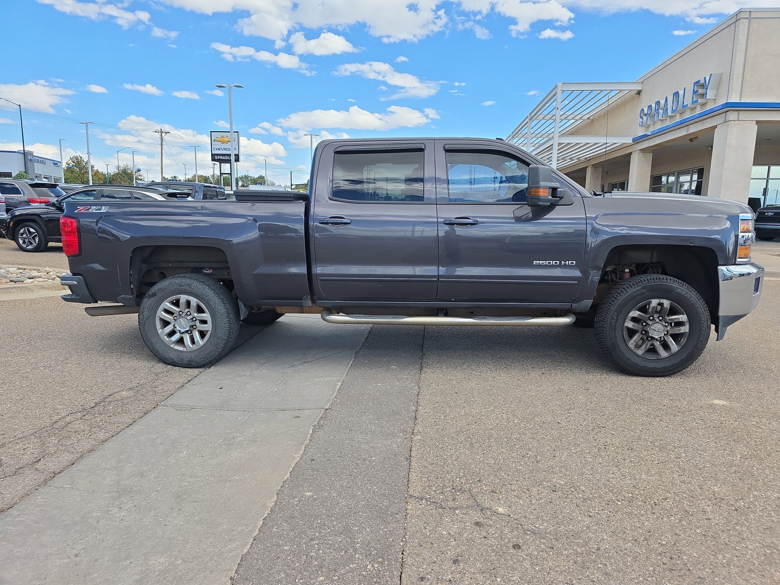2016 Chevrolet Silverado 2500HD LT photo 3