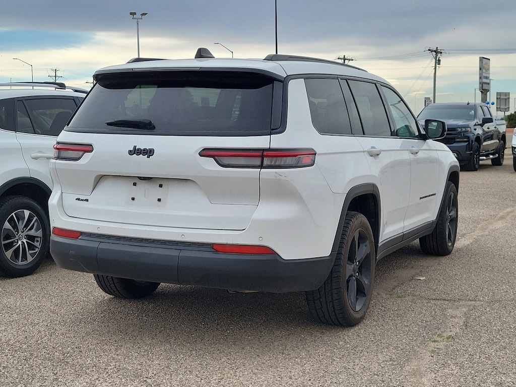 Used 2023 Jeep Grand Cherokee L Laredo SUV