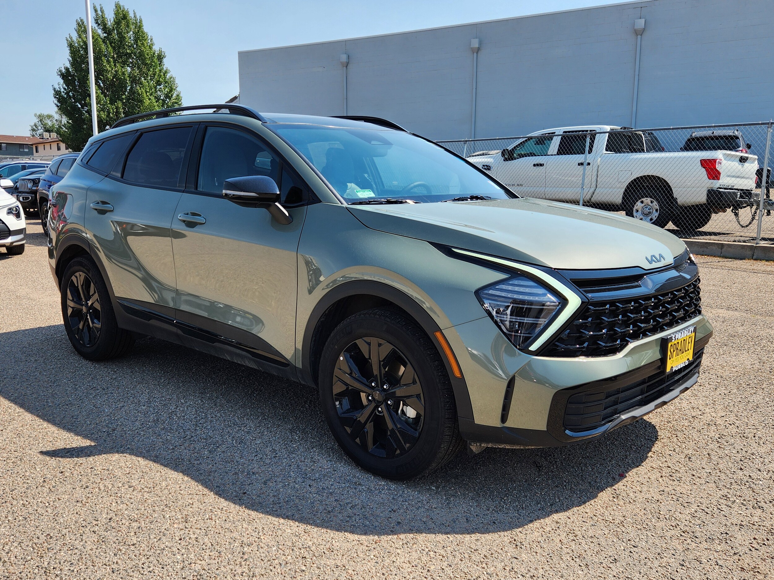 2025 Kia Sportage Plug-In Hybrid X-Line photo 4