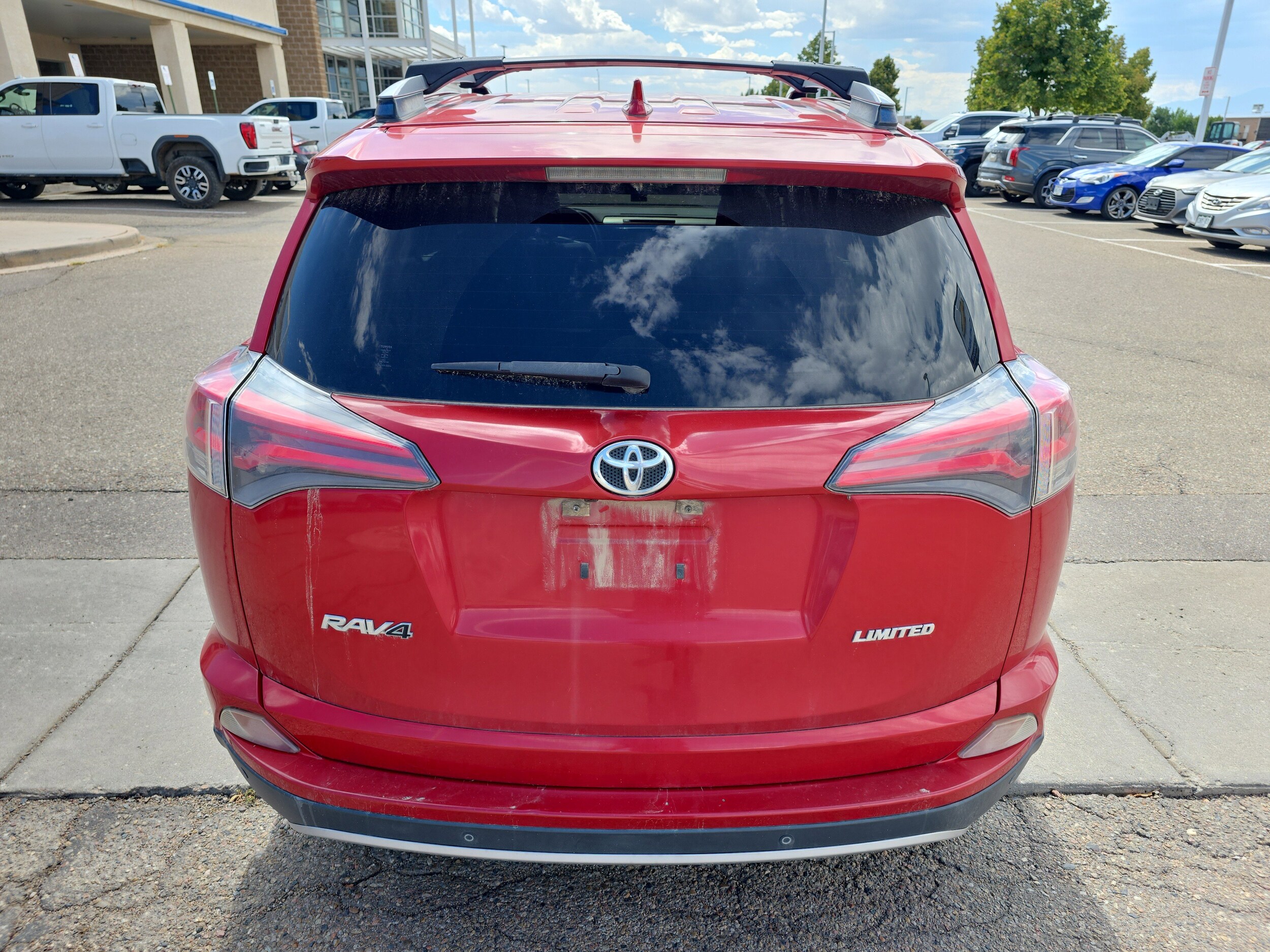 2017 Toyota RAV4 Limited photo 4