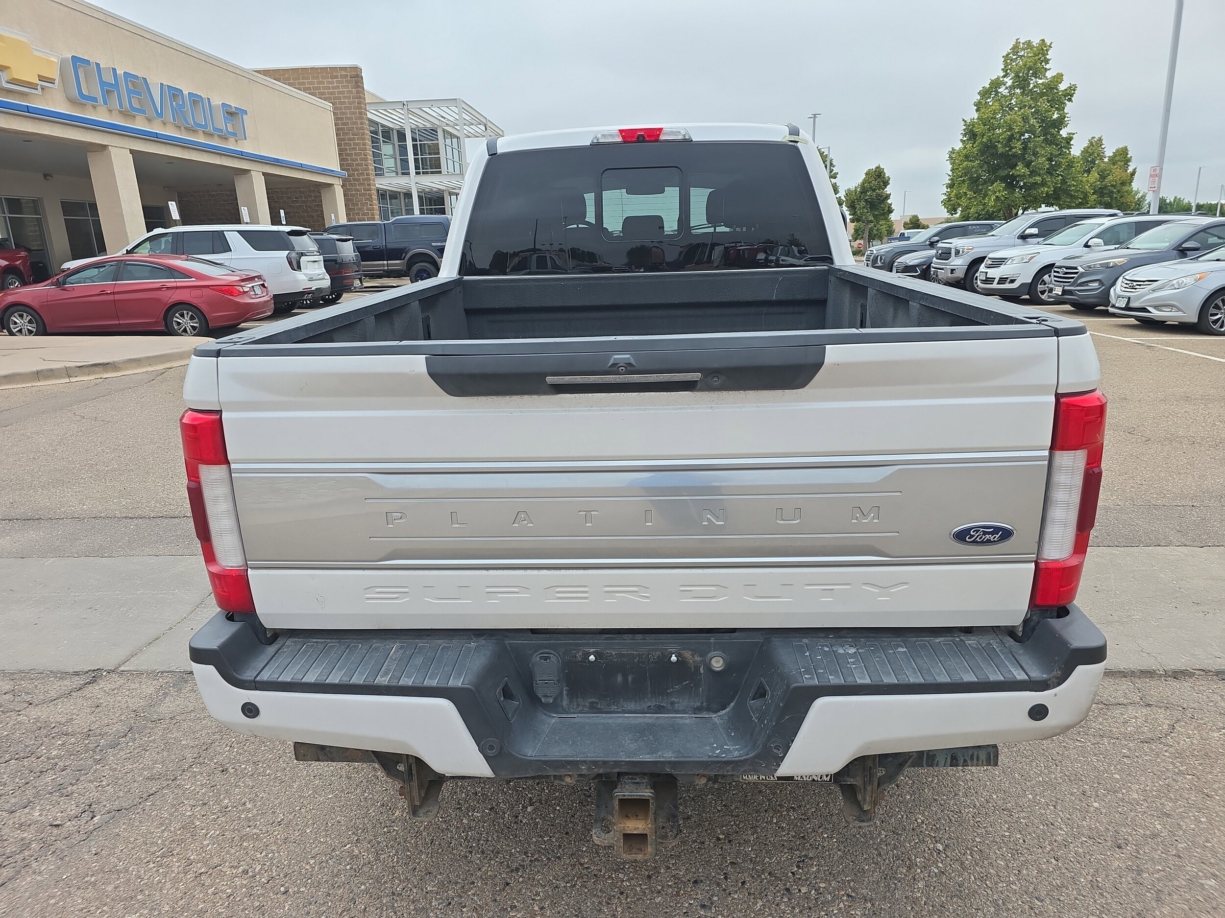 2017 Ford F-250 Lariat photo 4