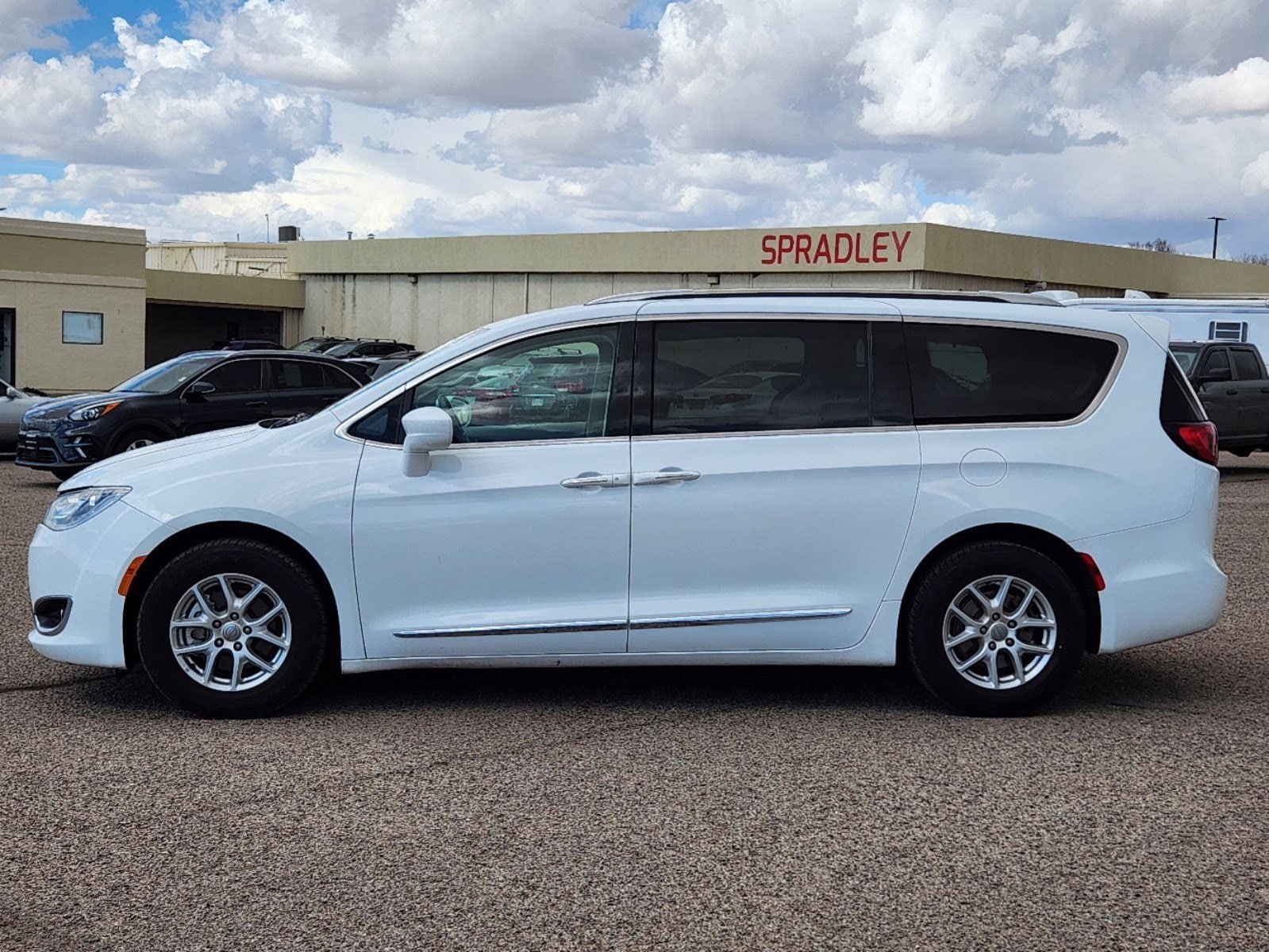 Used 2020 Chrysler Pacifica Touring L with VIN 2C4RC1BG4LR172606 for sale in Pueblo, CO