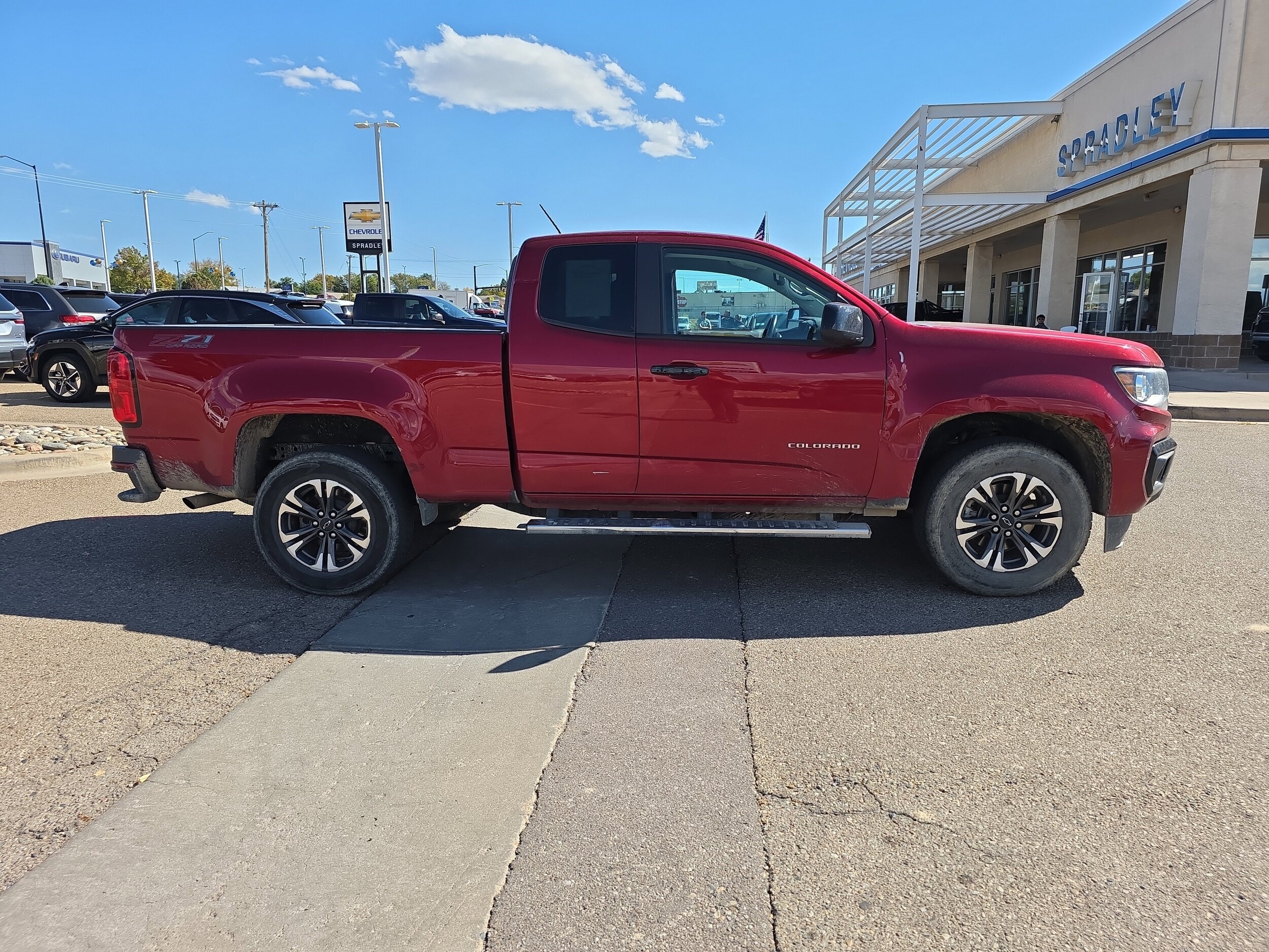 2021 Chevrolet Colorado Z71 photo 3