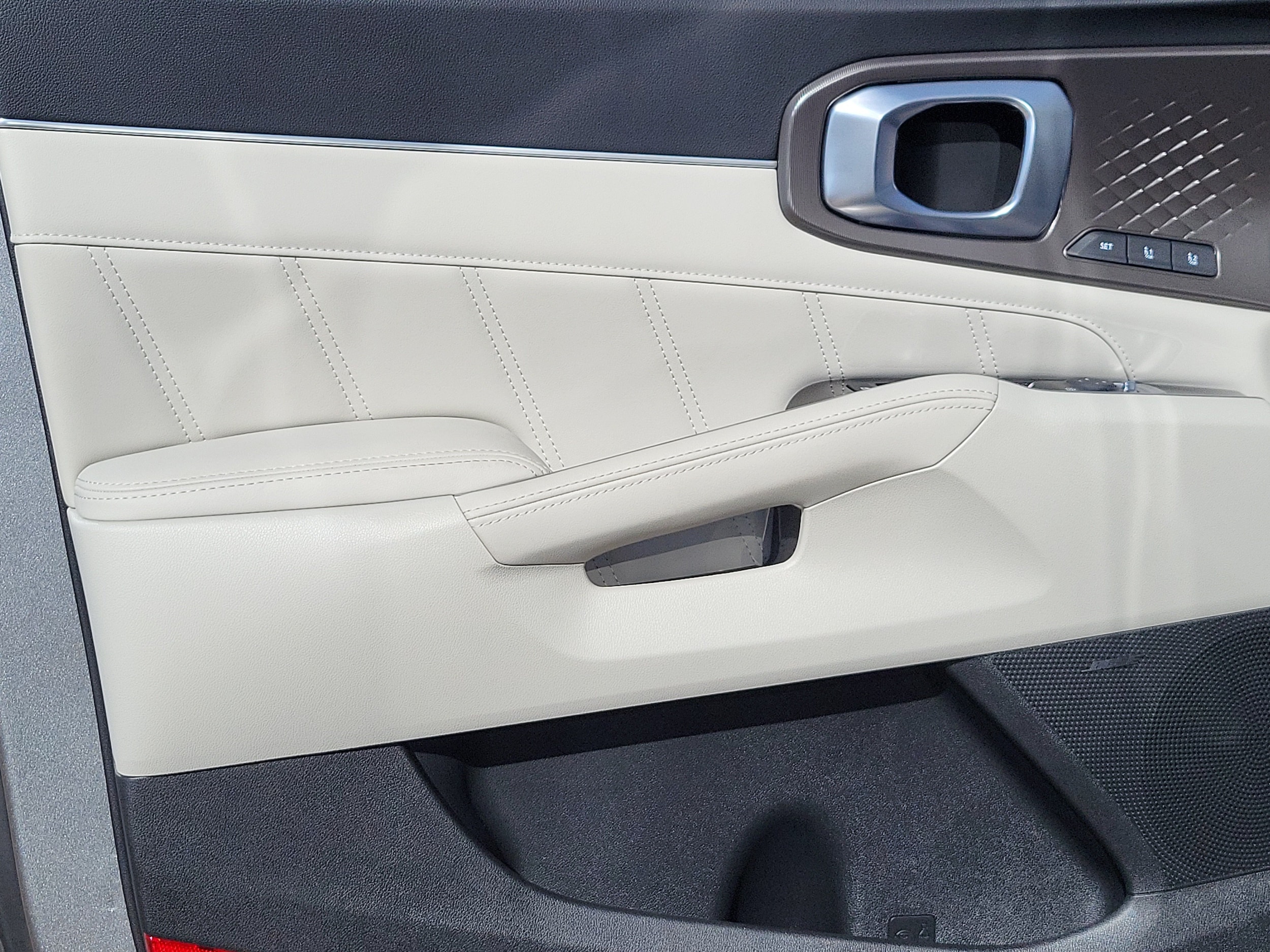 2026 Kia Sorento SX Prestige Hybrid - Photo 6