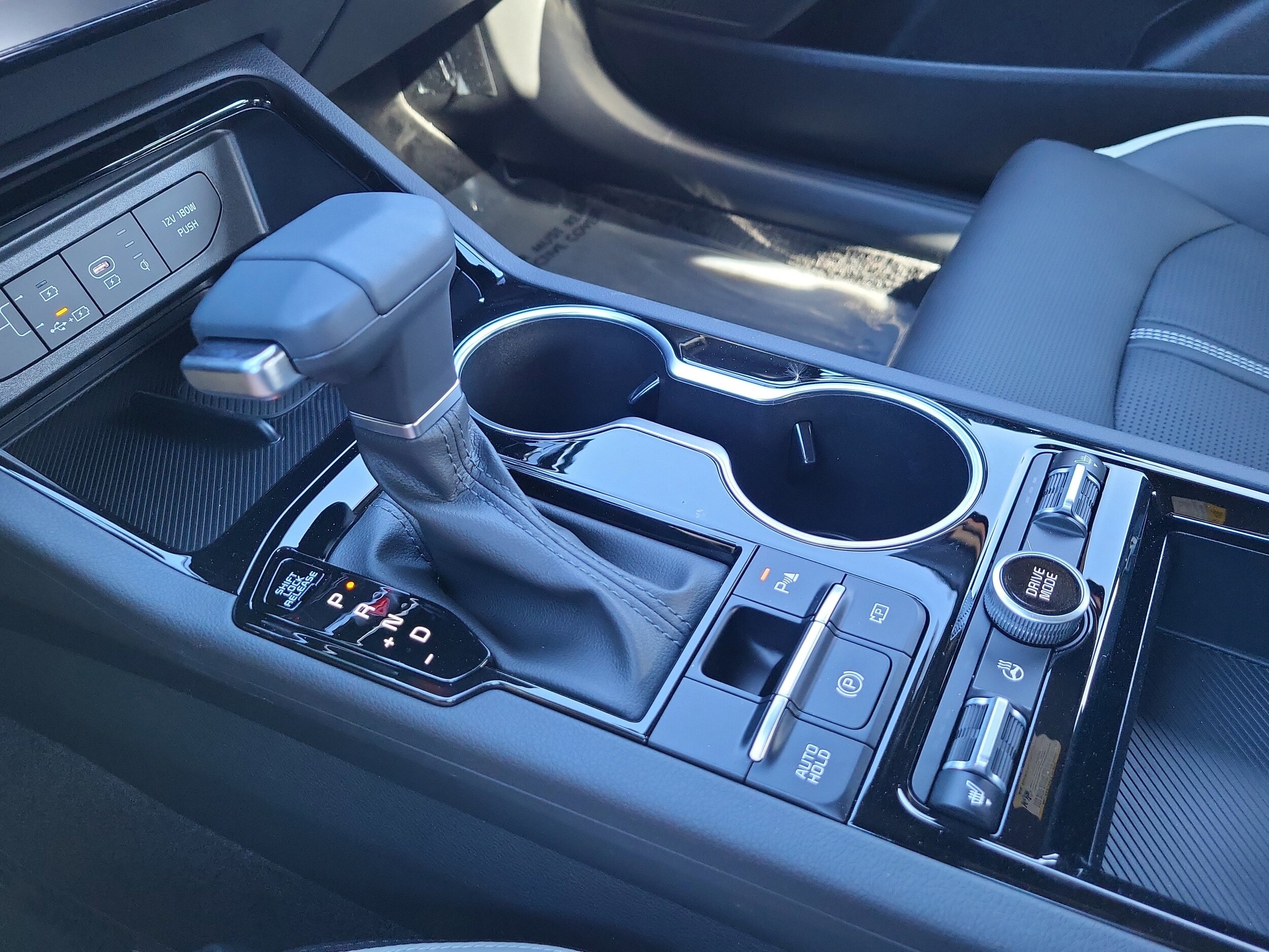 2026 Kia K5 GT-Line - Photo 21