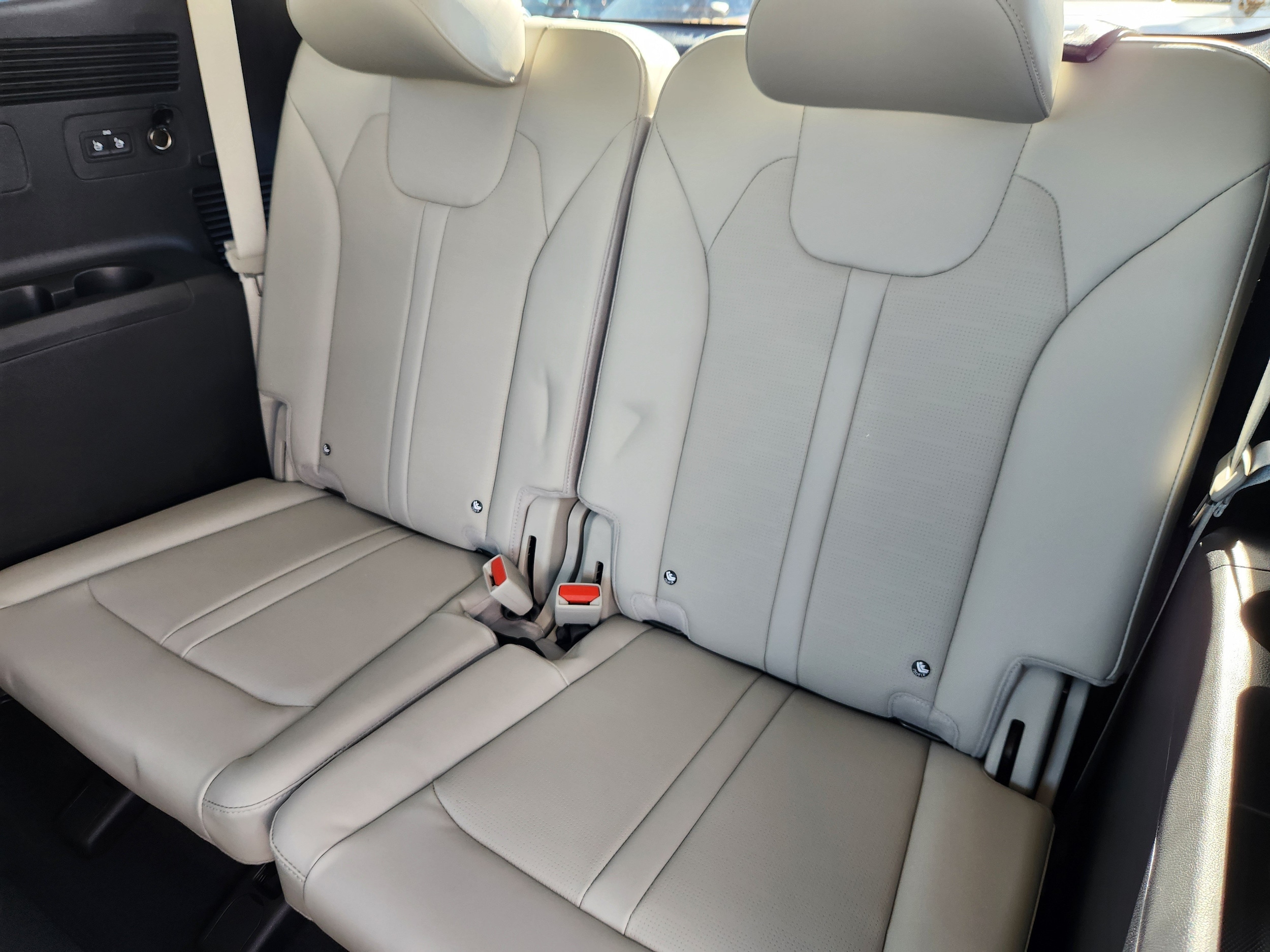 2026 Kia Sorento S - Photo 10