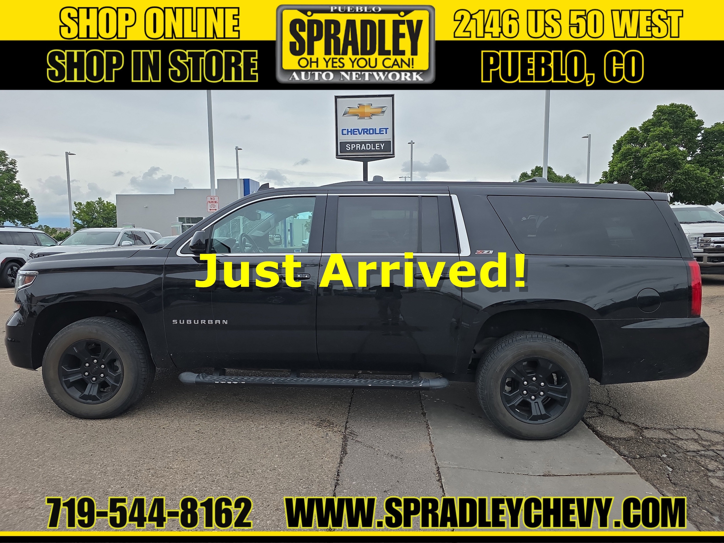 2019 Chevrolet Suburban 4WD 1500 LT's photo