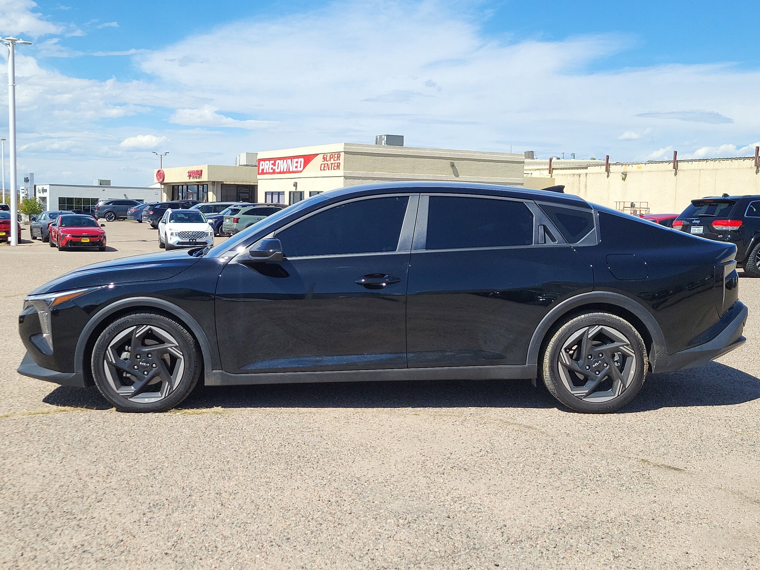 2025 Kia K4 EX photo 2