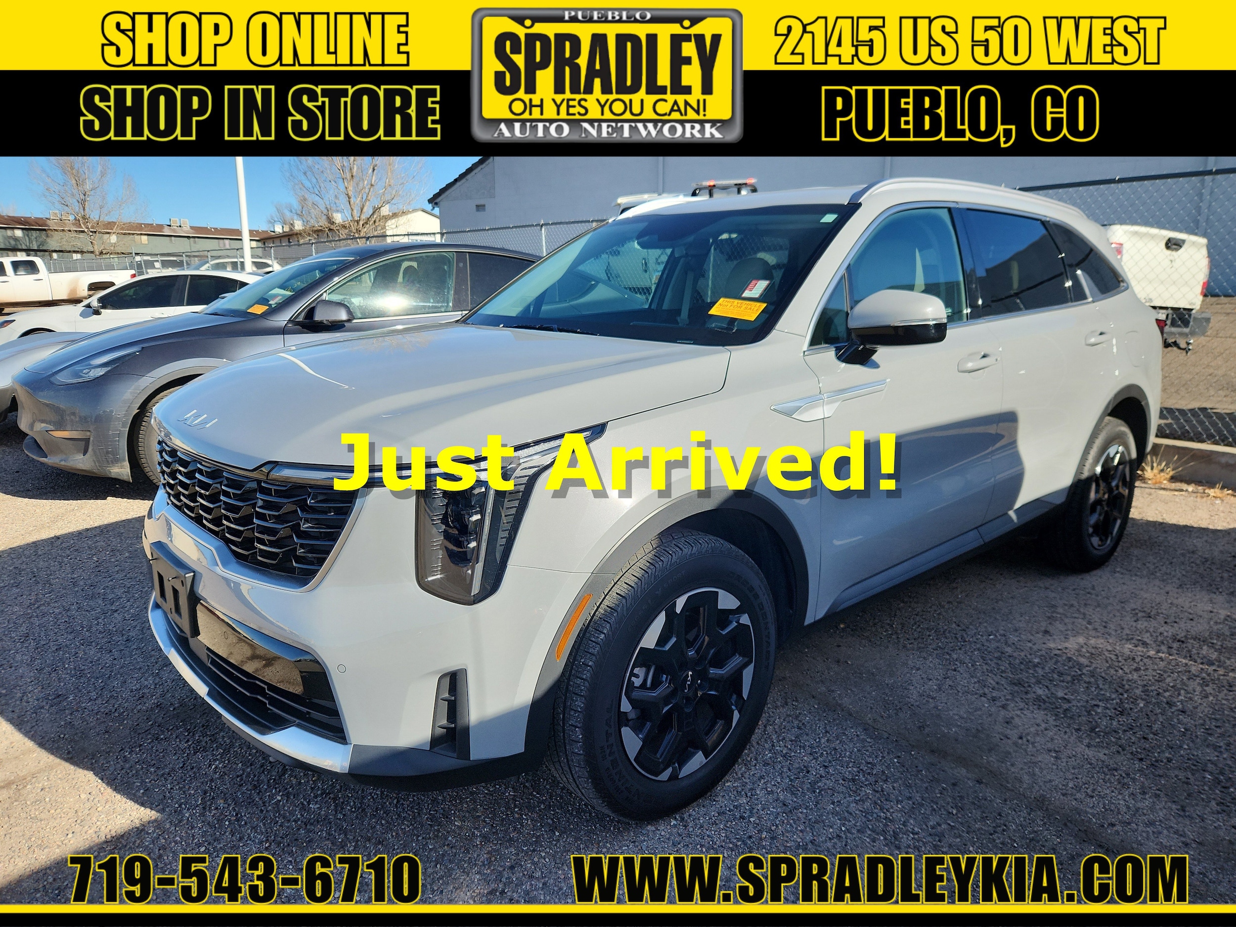 2025 Kia Sorento S's photo