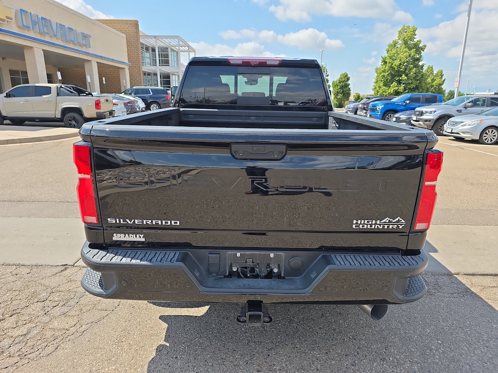 Used 2024 Chevrolet Silverado 2500 HD High Country Truck Crew Cab