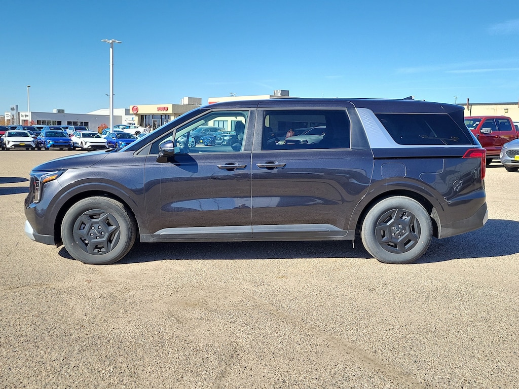 Used 2025 Kia Carnival LX Van Passenger Van