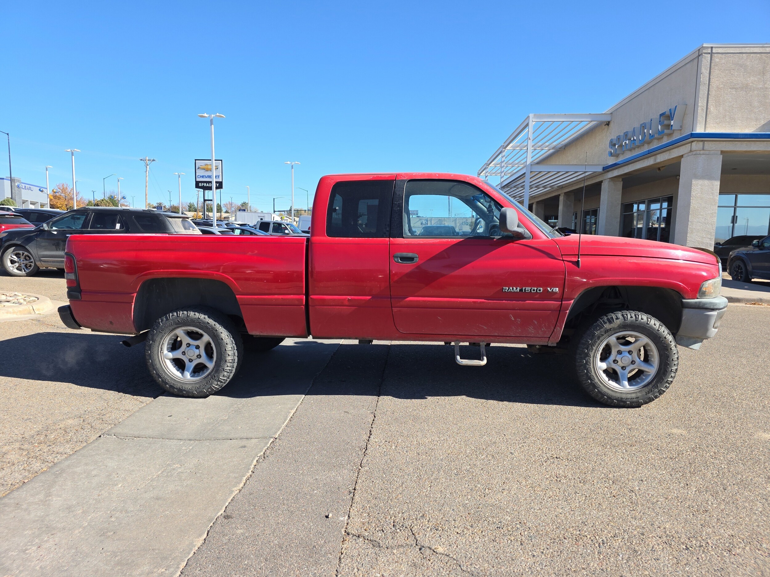 1999 Dodge Ram Laramie SLT photo 3