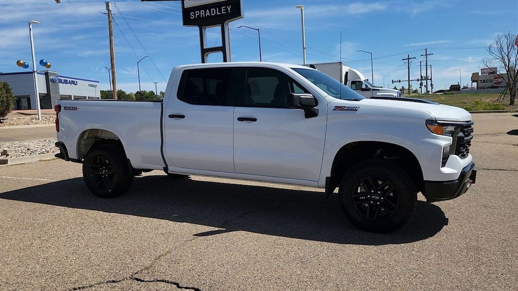 Used 2025 Chevrolet Silverado 1500 Custom Trail Boss Truck Crew Cab