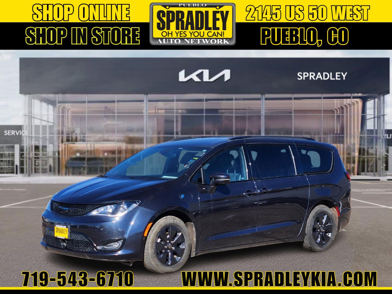 2020 Chrysler Pacifica Hybrid Limited's photo