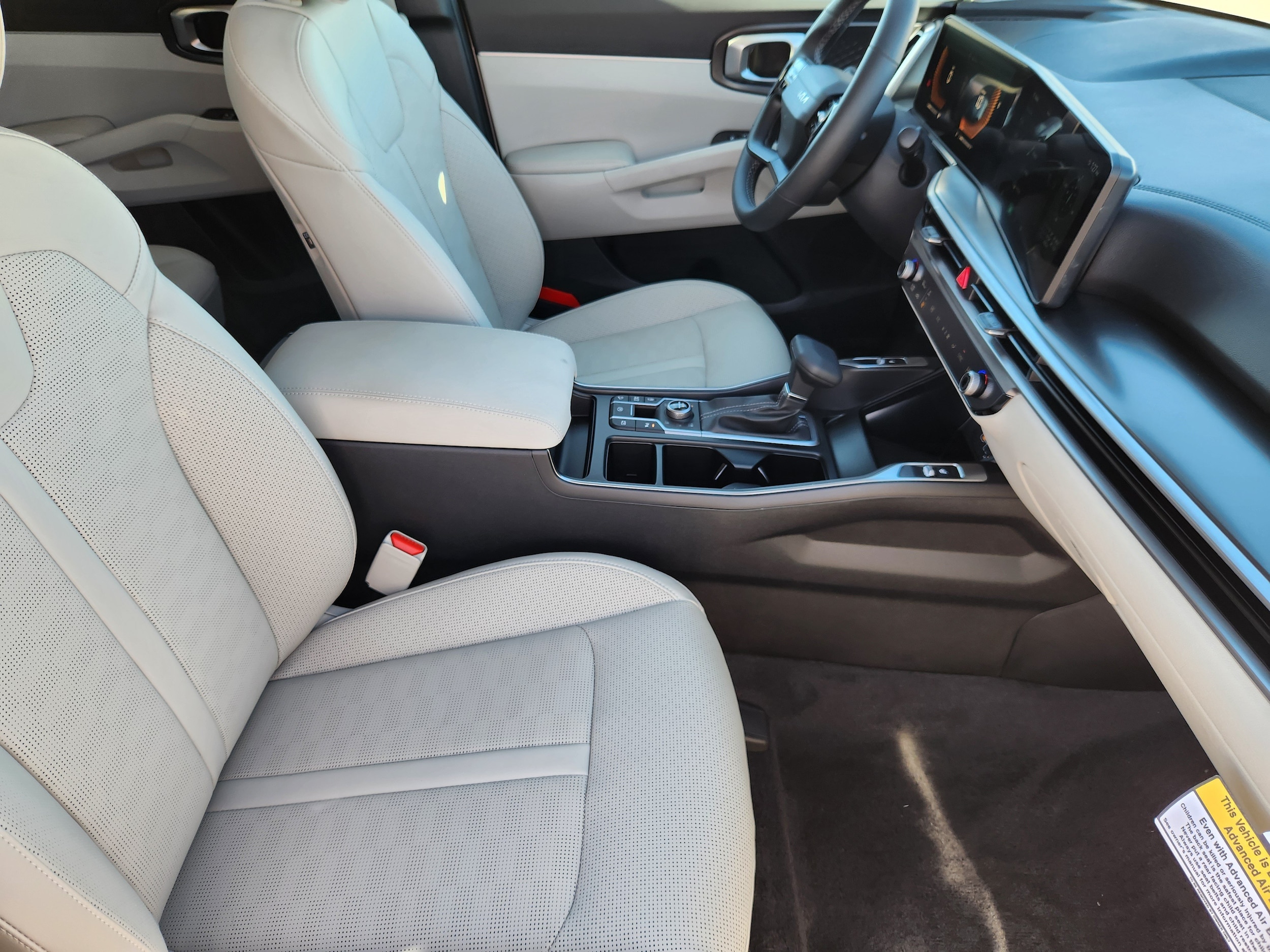 2026 Kia Sorento S - Photo 14