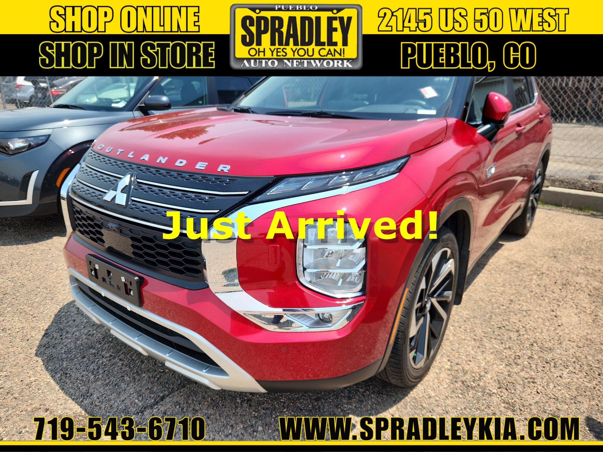 2023 Mitsubishi Outlander Plug-in Hybrid SE S-AWC's photo