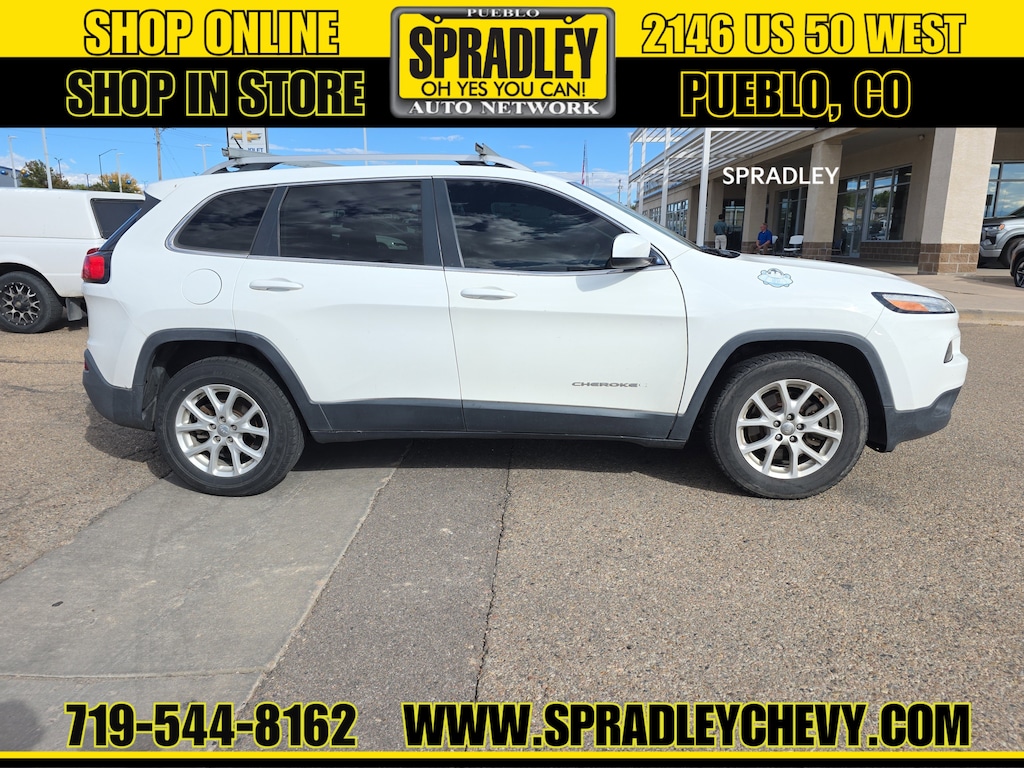 Used 2015 Jeep Cherokee Latitude FWD SUV
