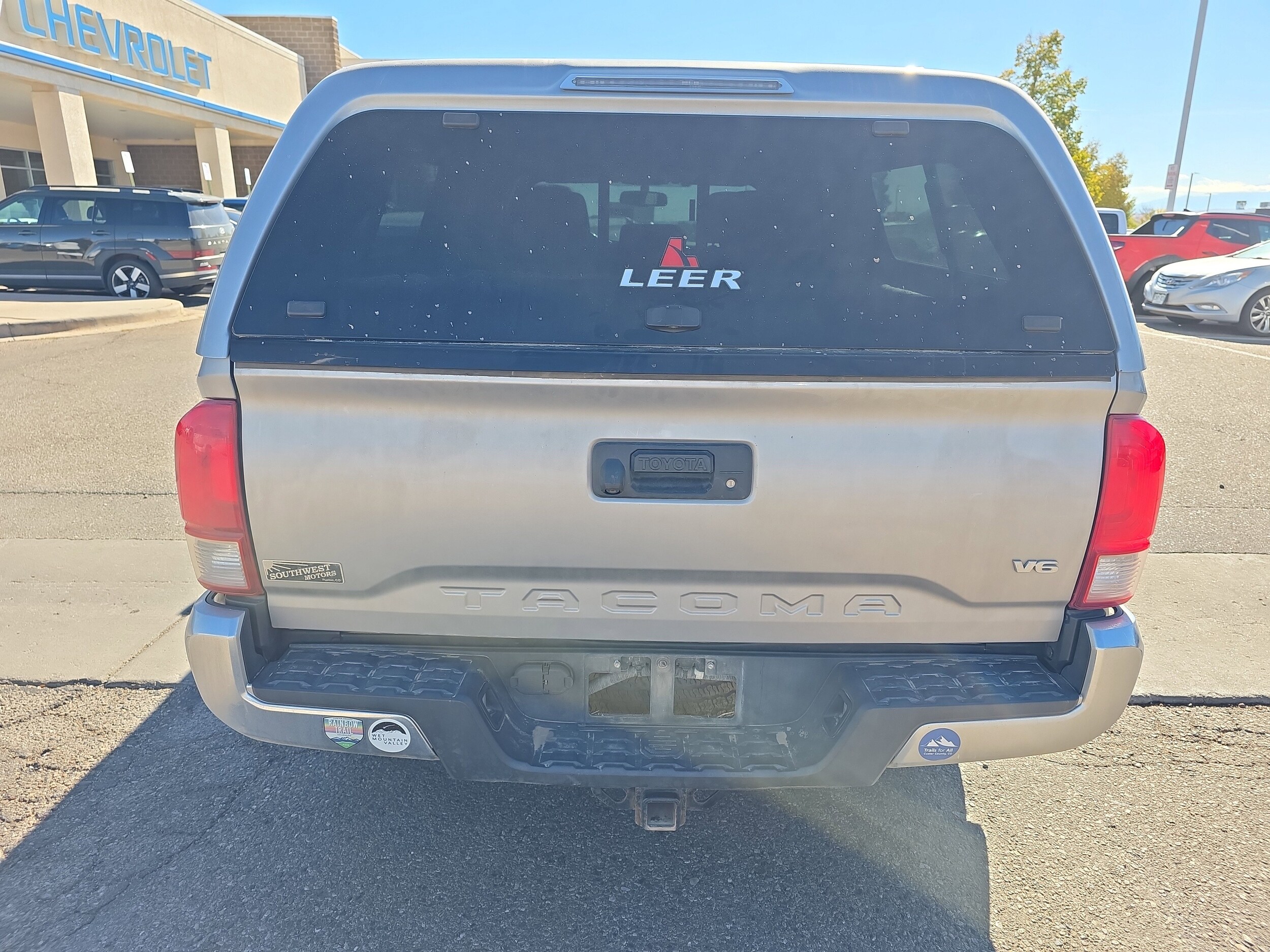 2017 Toyota Tacoma SR5 V6 photo 4