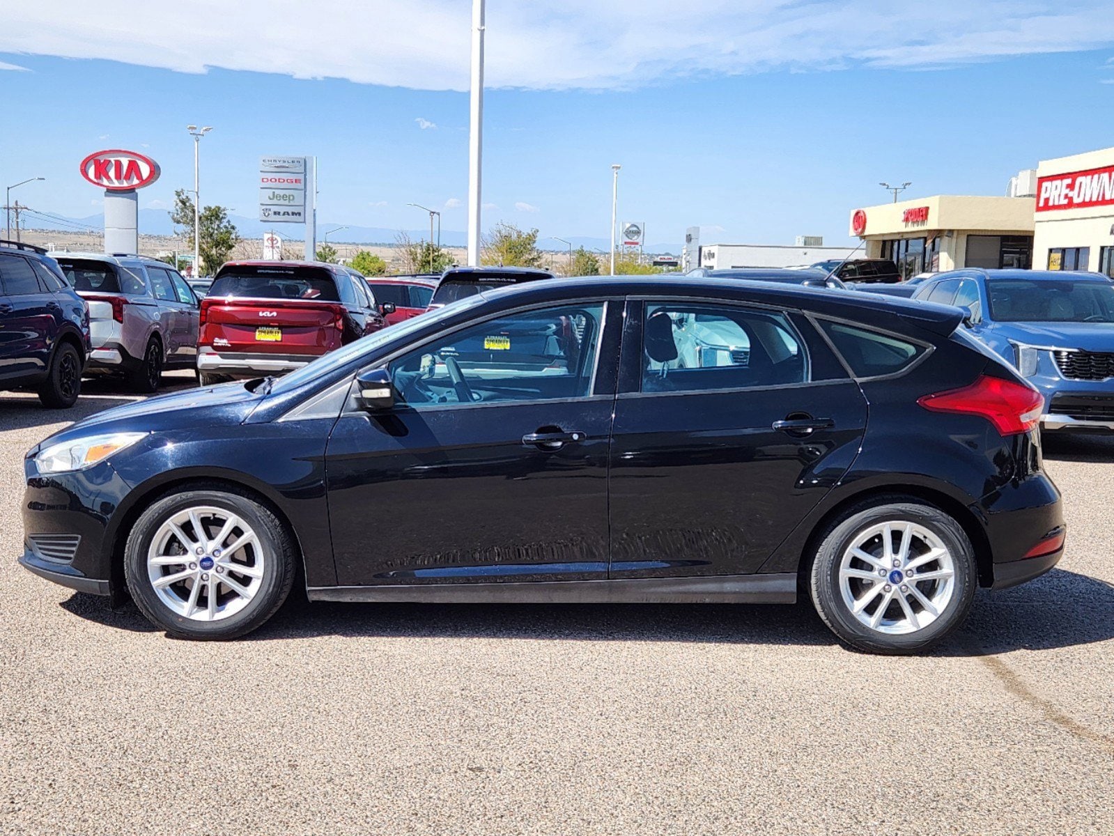 Used 2016 Ford Focus SE with VIN 1FADP3K28GL235273 for sale in Pueblo, CO