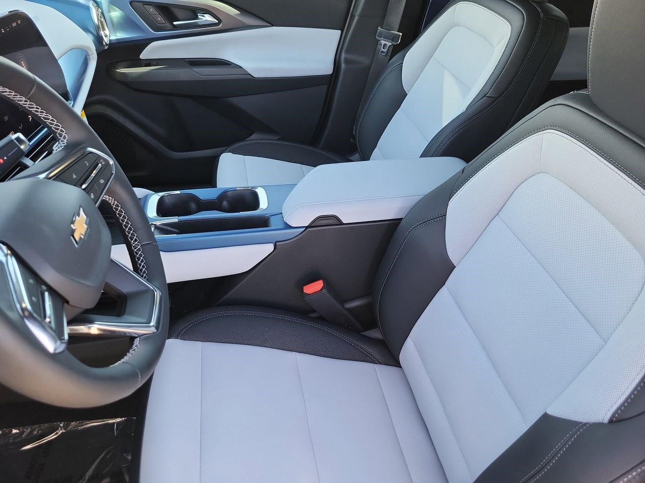 2026 Chevrolet Equinox EV 2LT - Photo 22