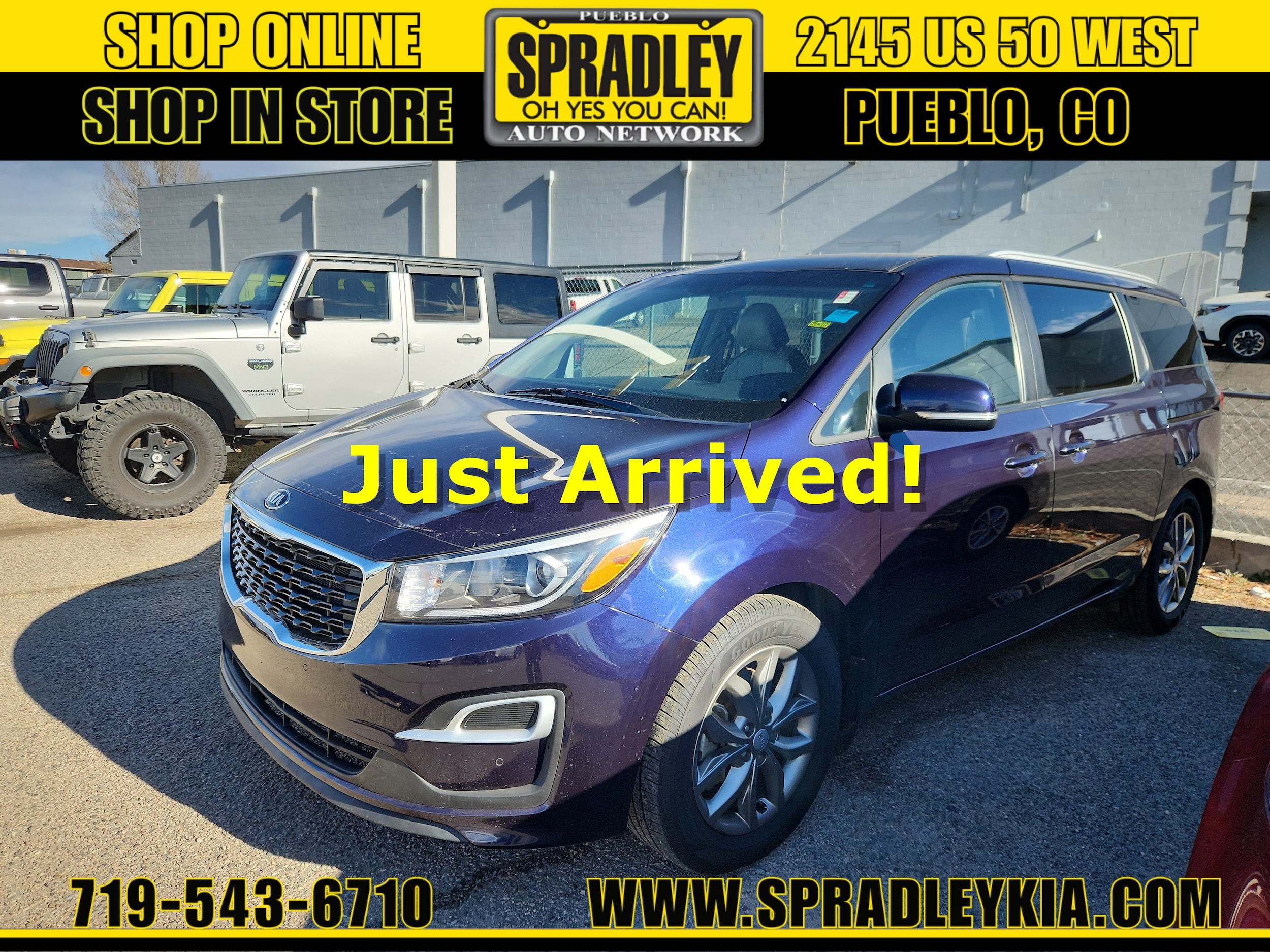 2021 Kia Sedona EX's photo