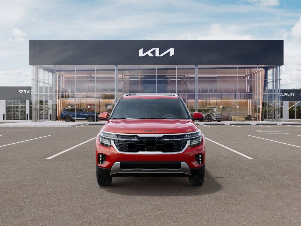 2025 Kia Seltos SX photo 2