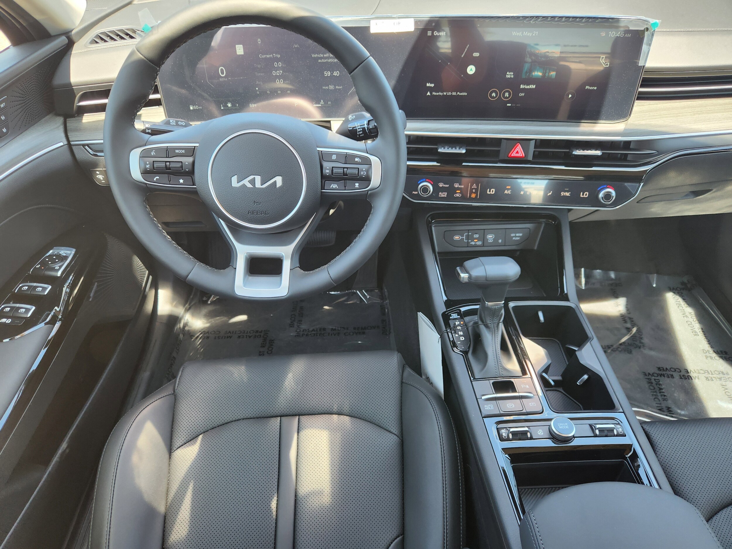2025 Kia K5 EX - Photo 10