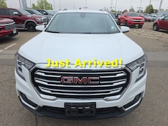 Buy a 2024 GMC Terrain SLT SUV For Sale in Pueblo