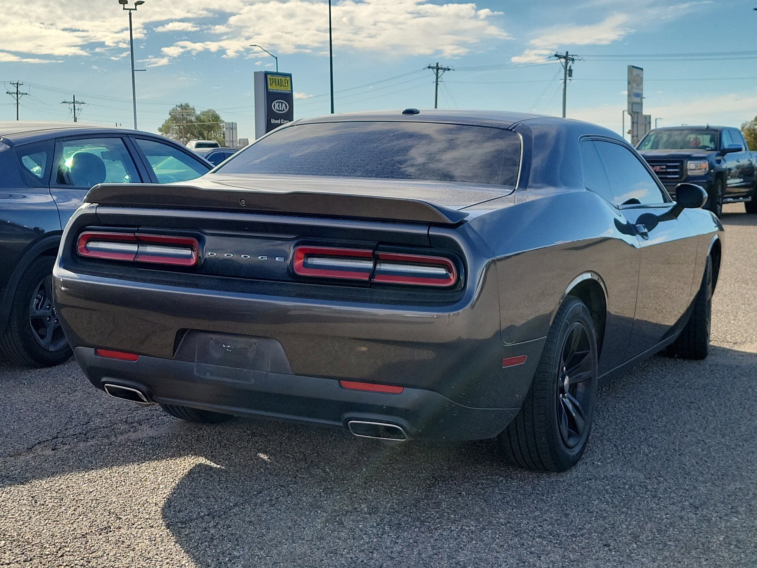 2021 Dodge Challenger SXT photo 3