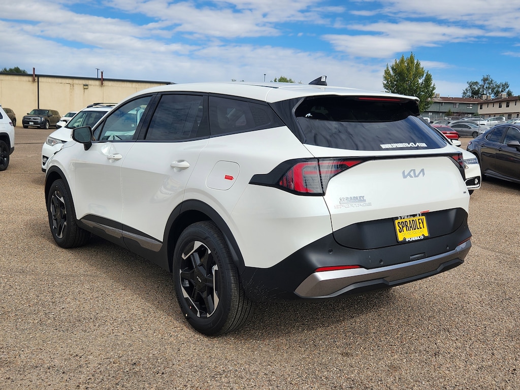 New 2026 Kia Sportage Hybrid S SUV