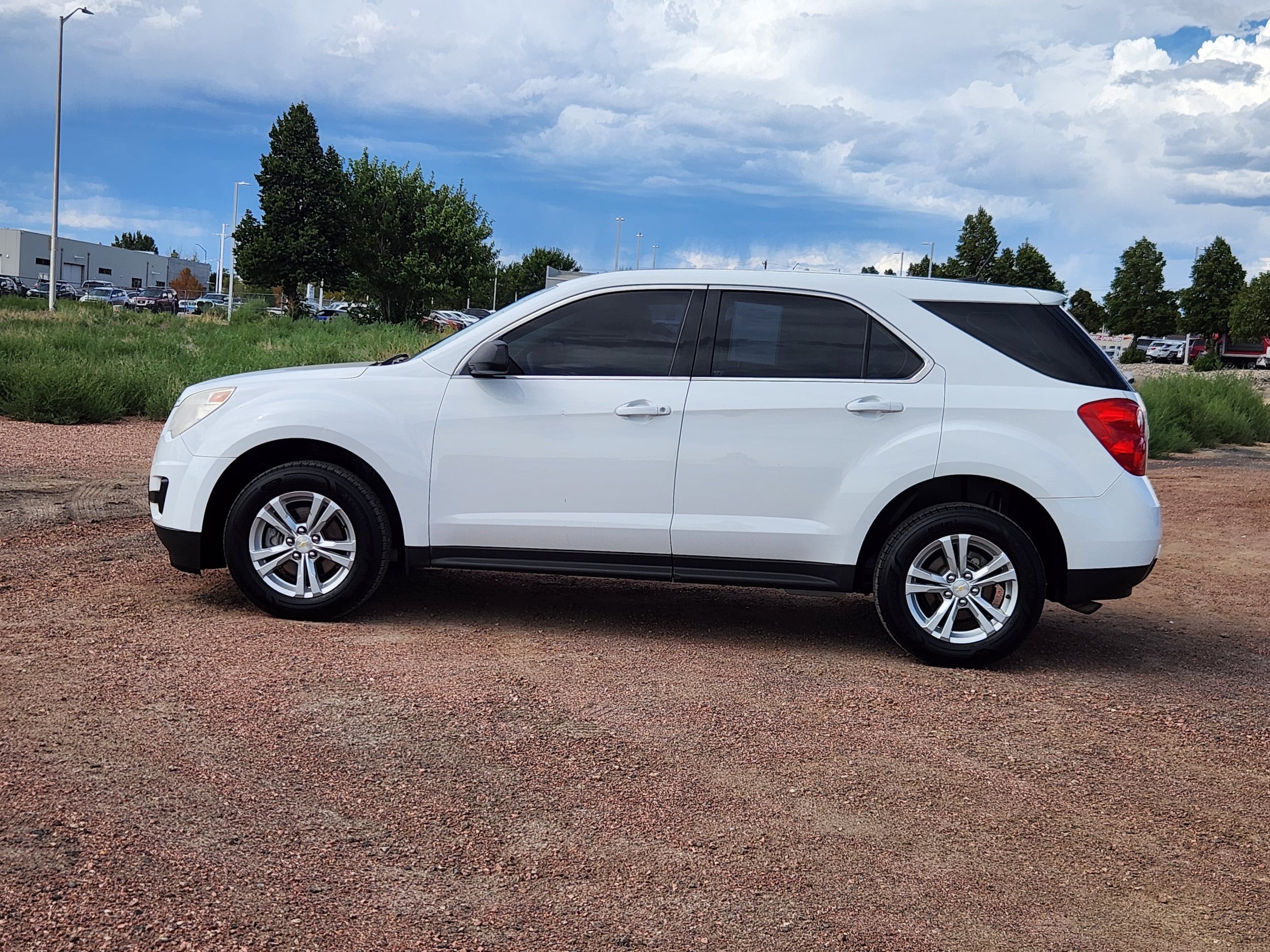 Used 2014 Chevrolet Equinox LS with VIN 2GNALAEK5E6107420 for sale in Pueblo, CO