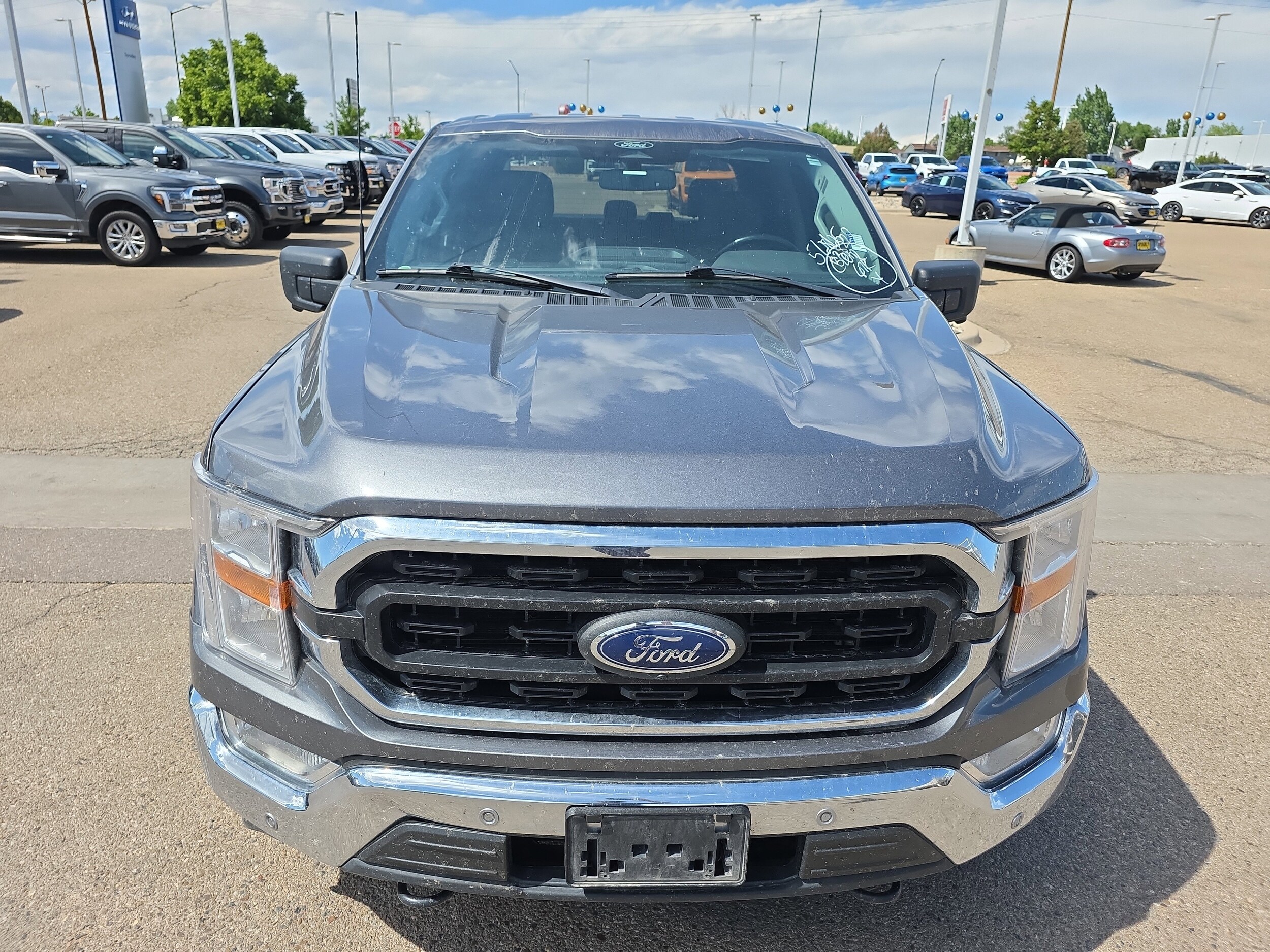 2022 Ford F-150 XLT photo 2