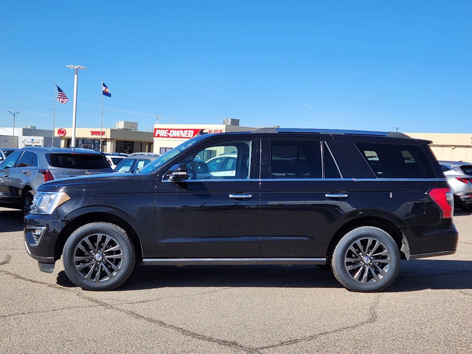 Used 2021 Ford Expedition Limited with VIN 1FMJU2AT5MEA08354 for sale in Pueblo, CO