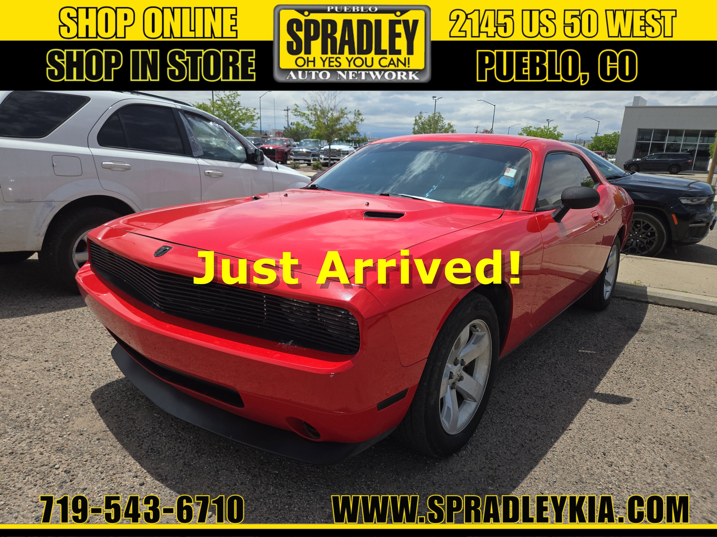 2010 Dodge Challenger SE's photo