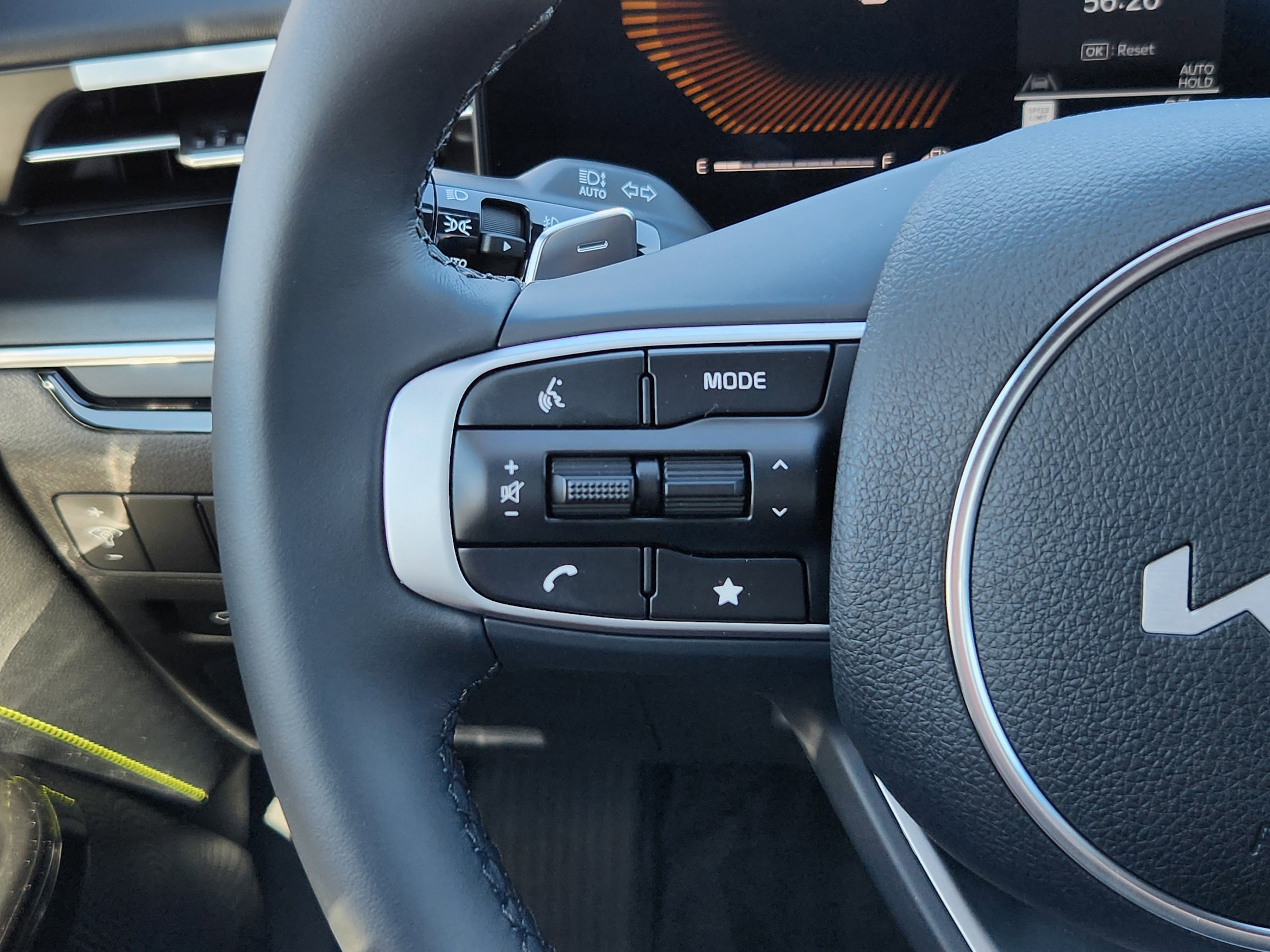 2026 Kia K5 GT - Photo 17