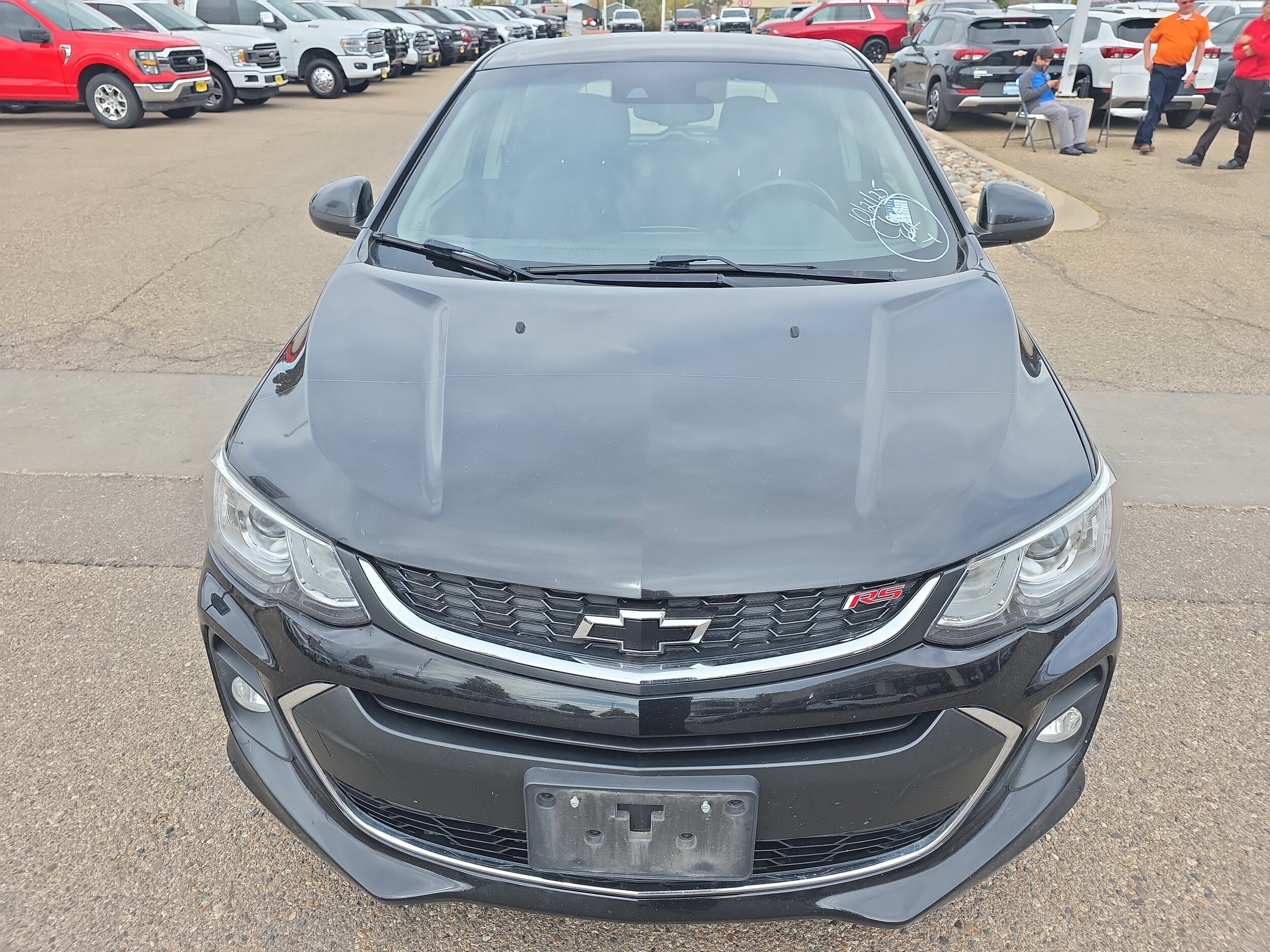 2018 Chevrolet Sonic LT photo 2