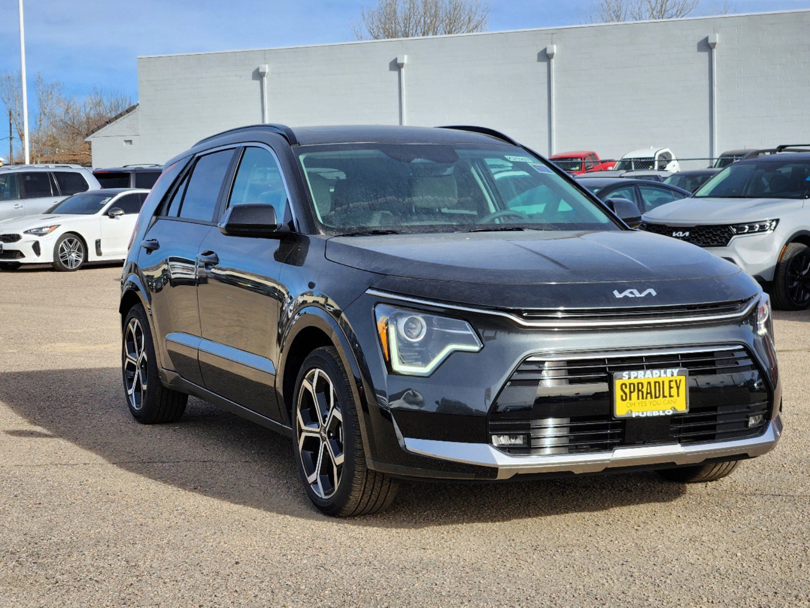 2025 Kia Niro EX Touring photo 4