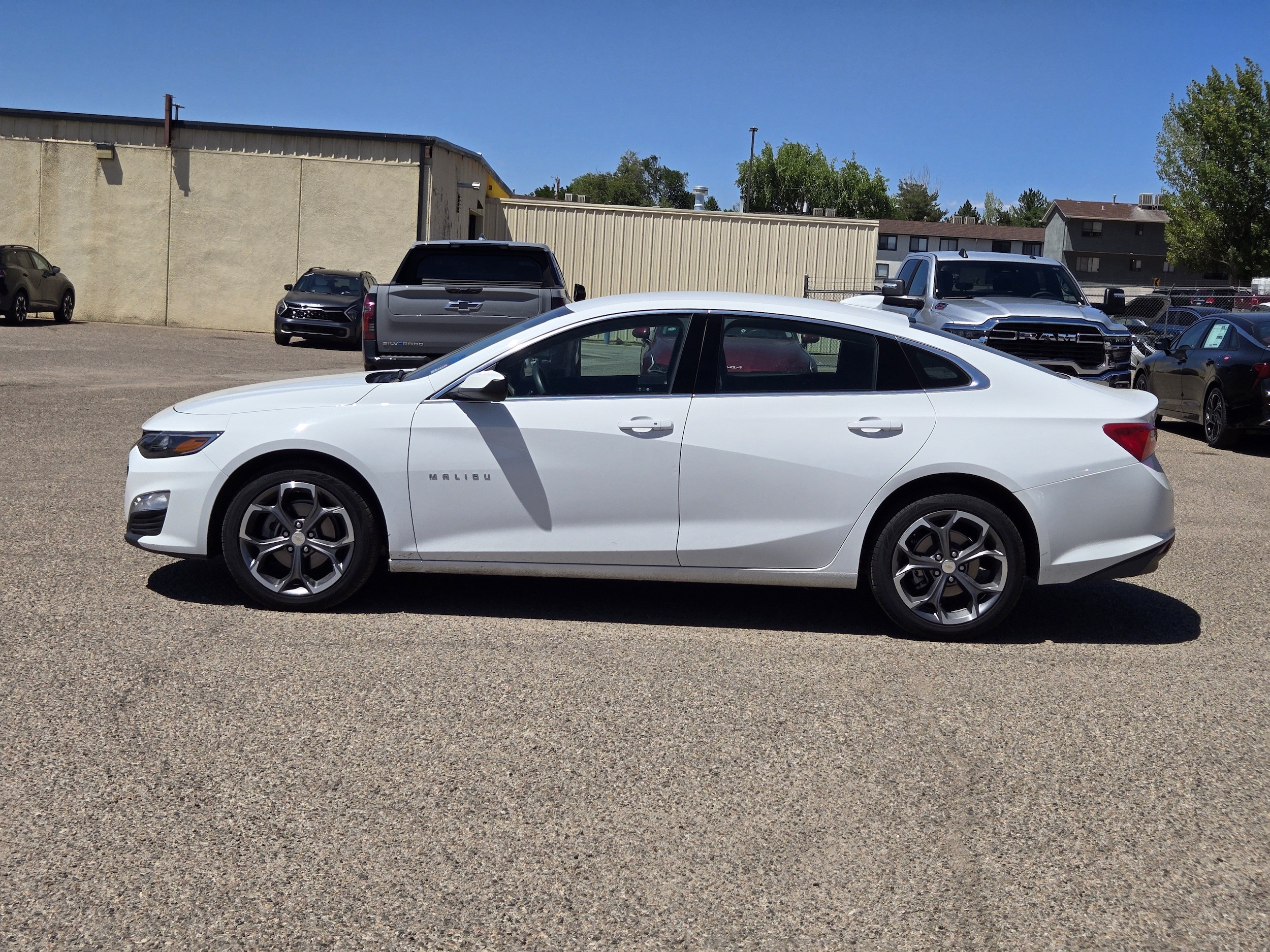 1G1ZD5ST2RF144054