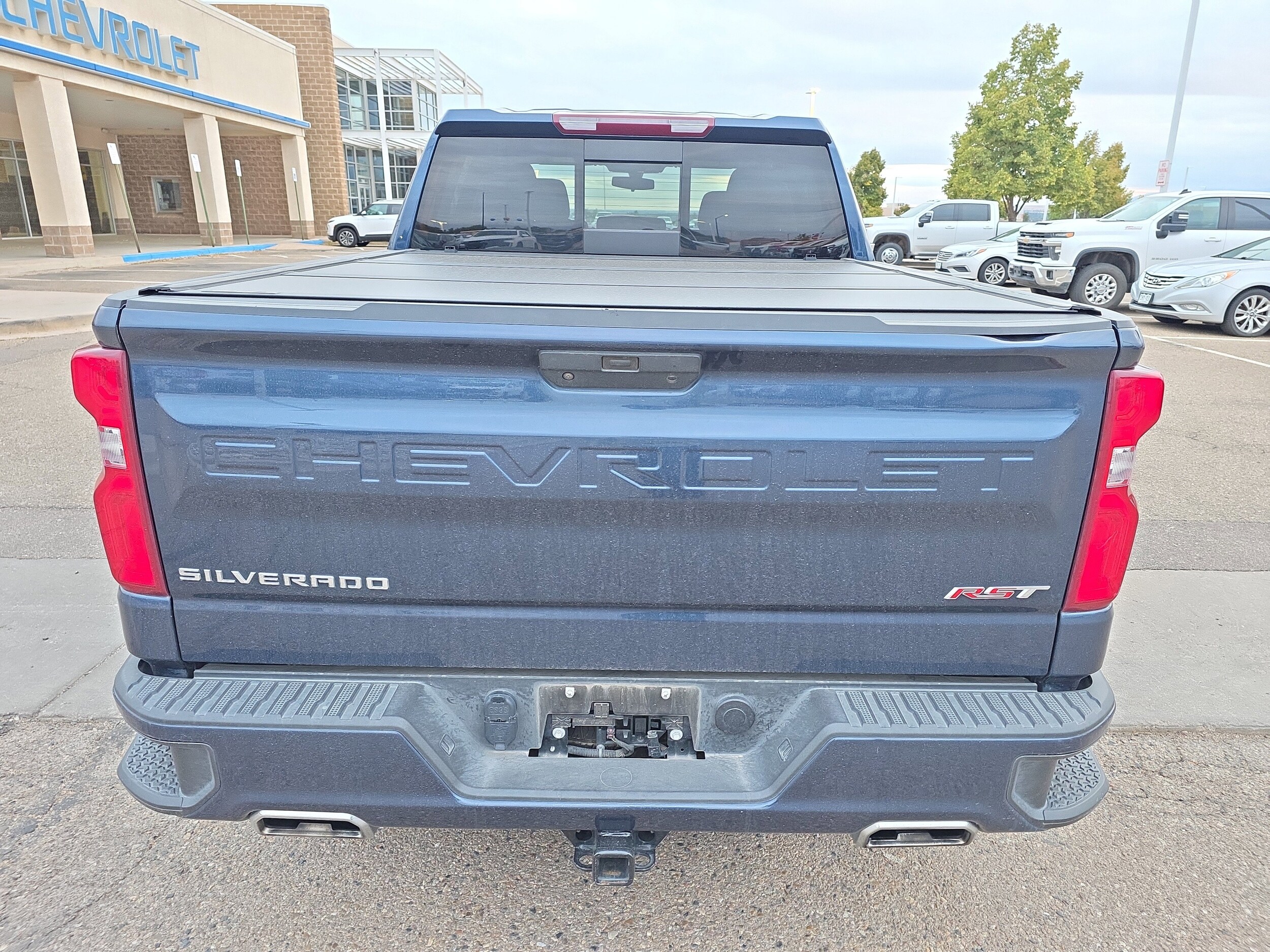 2020 Chevrolet Silverado 1500 RST photo 3