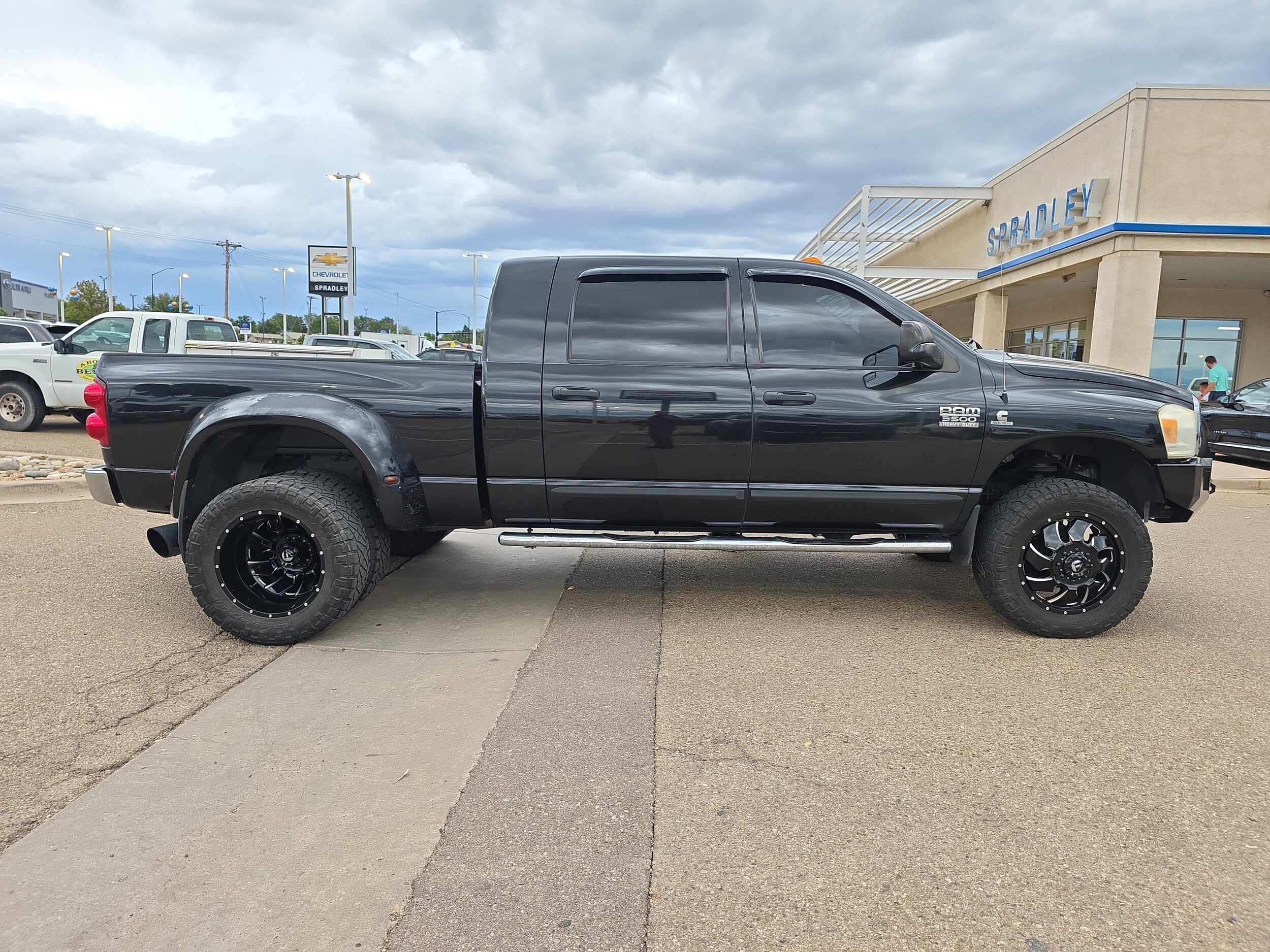2007 Dodge Ram 3500 SLT photo 2