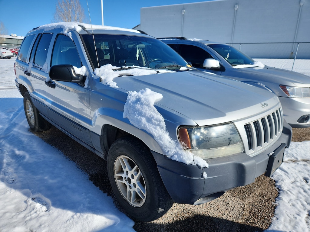 2004 Jeep Grand Cherokee Laredo photo 3