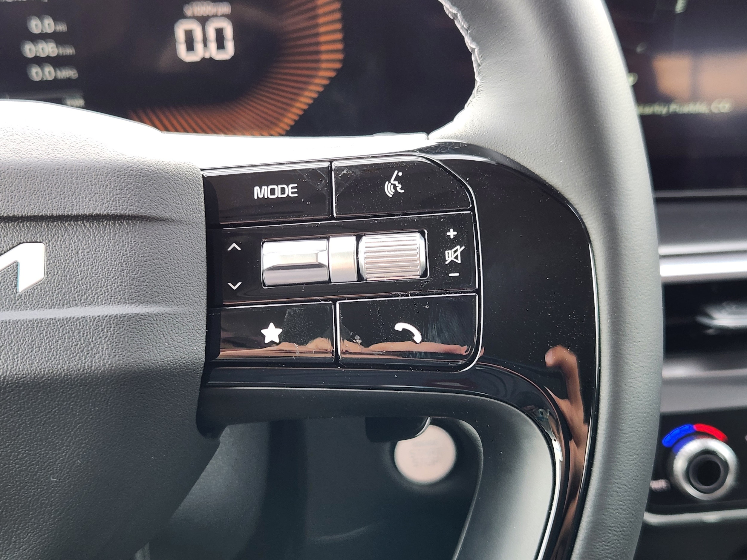 2026 Kia Sorento EX Hybrid - Photo 20
