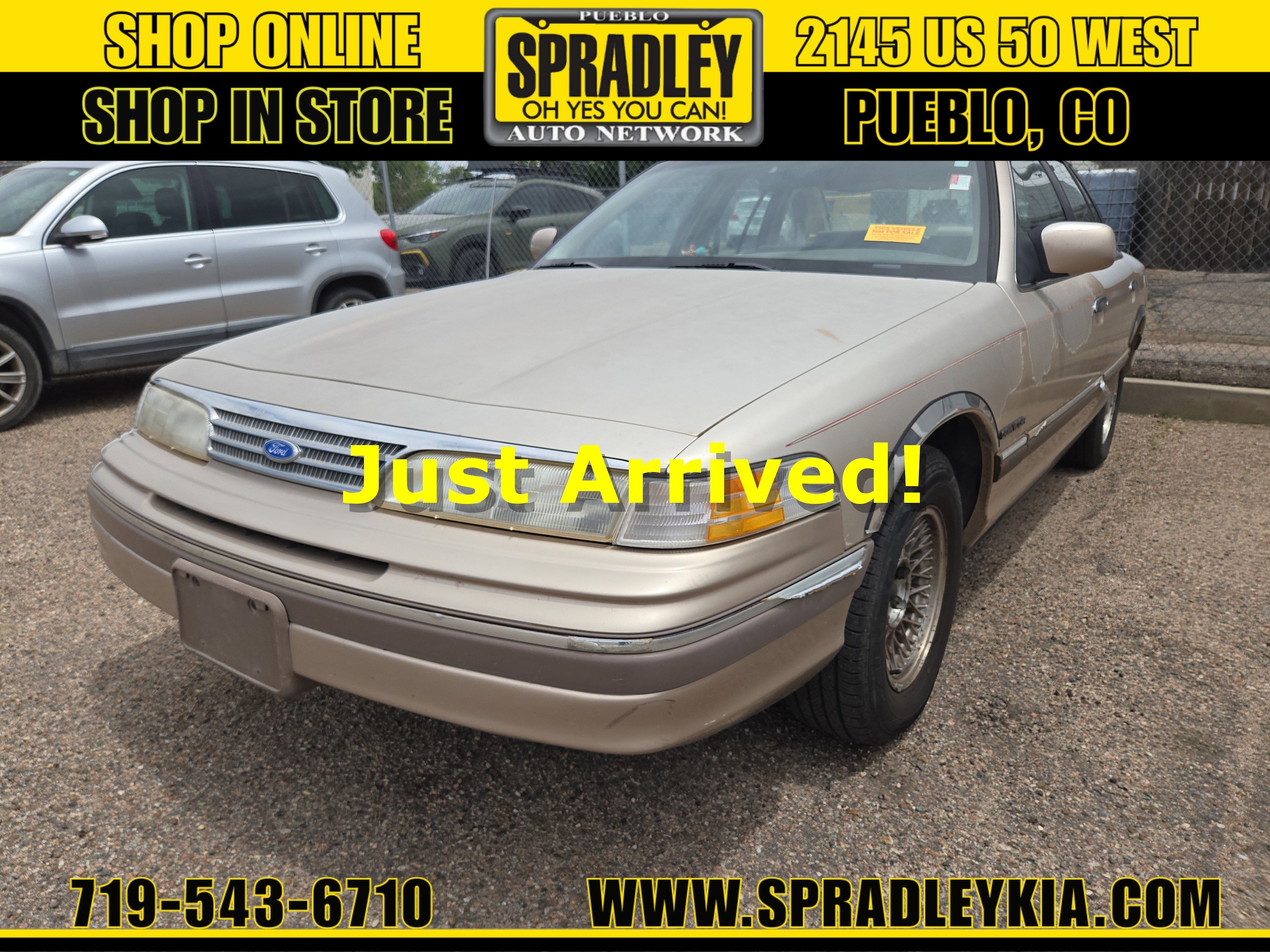 1993 Ford Crown Victoria's photo