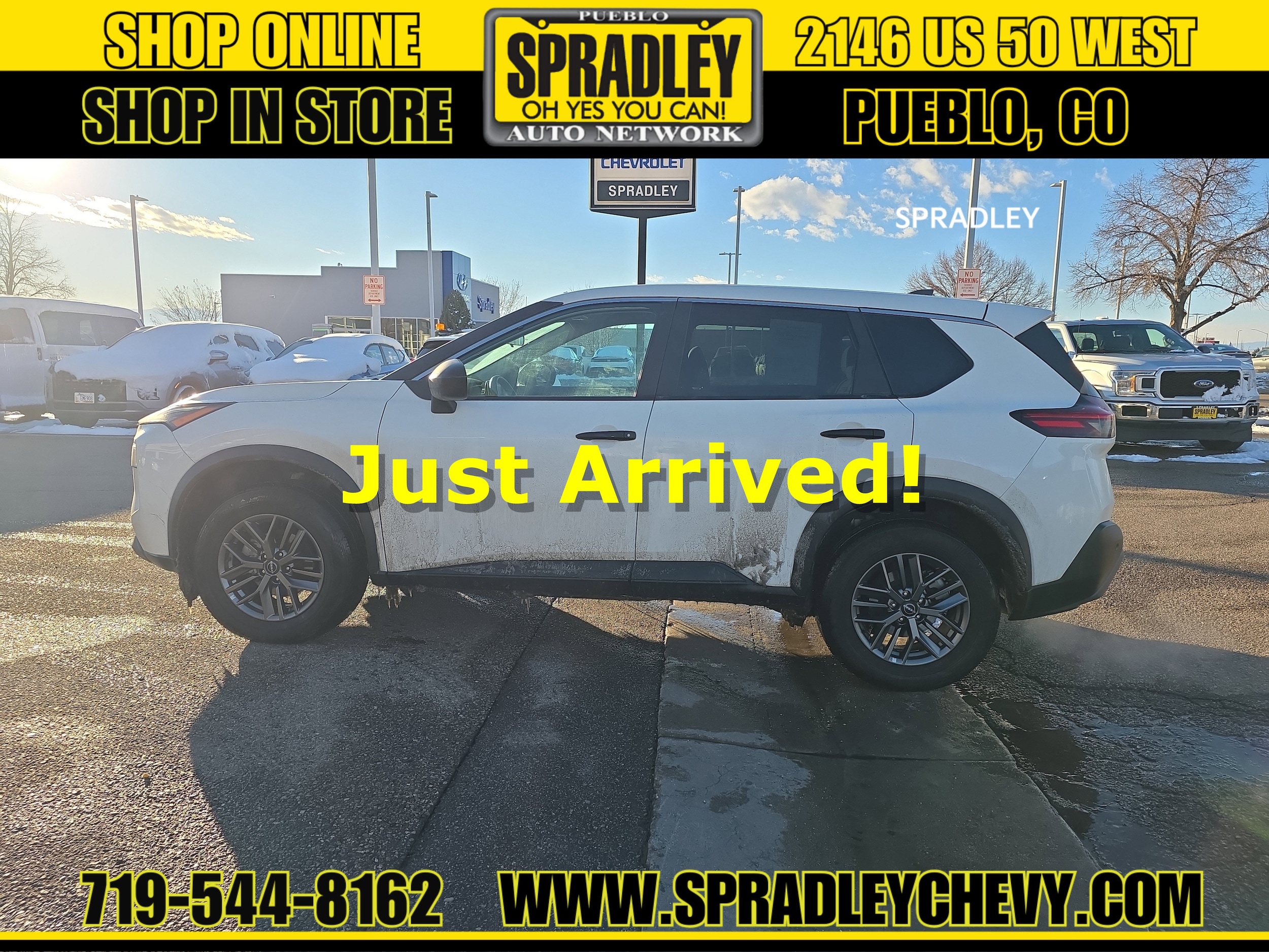 2023 Nissan Rogue S's photo