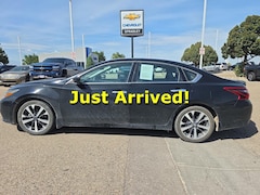Buy a 2017 Nissan Altima 2.5 SR Sedan For Sale in Pueblo